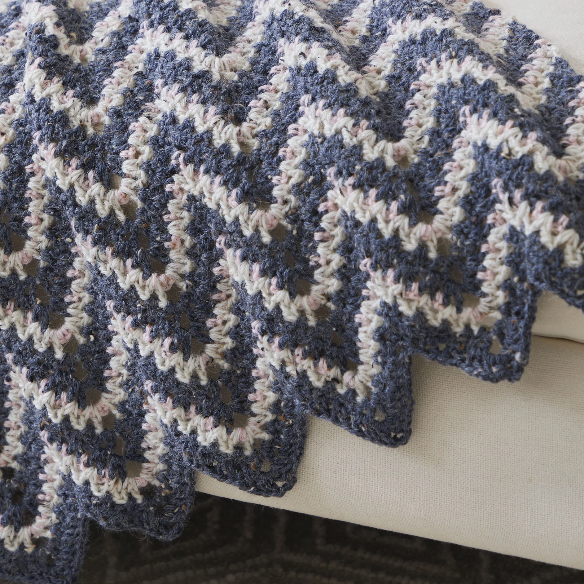 Alpaca Waves Afghan - Image 5