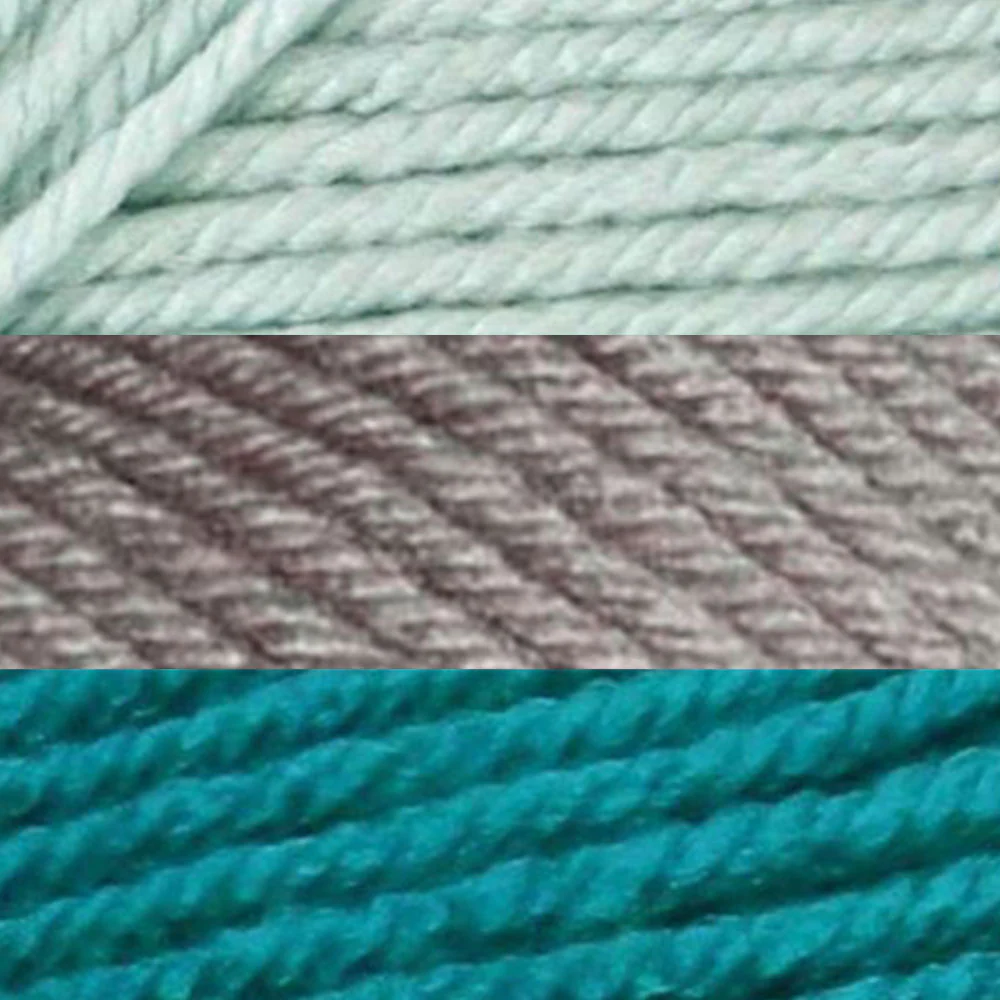 Bobbles Chevron Blanket - Image 7