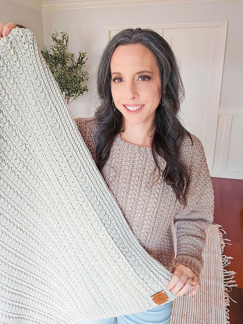 Braided Wheat Crochet Lapghan - Image 5