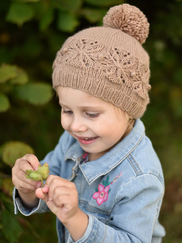 Child and Adult Starflake Hats - Image 4