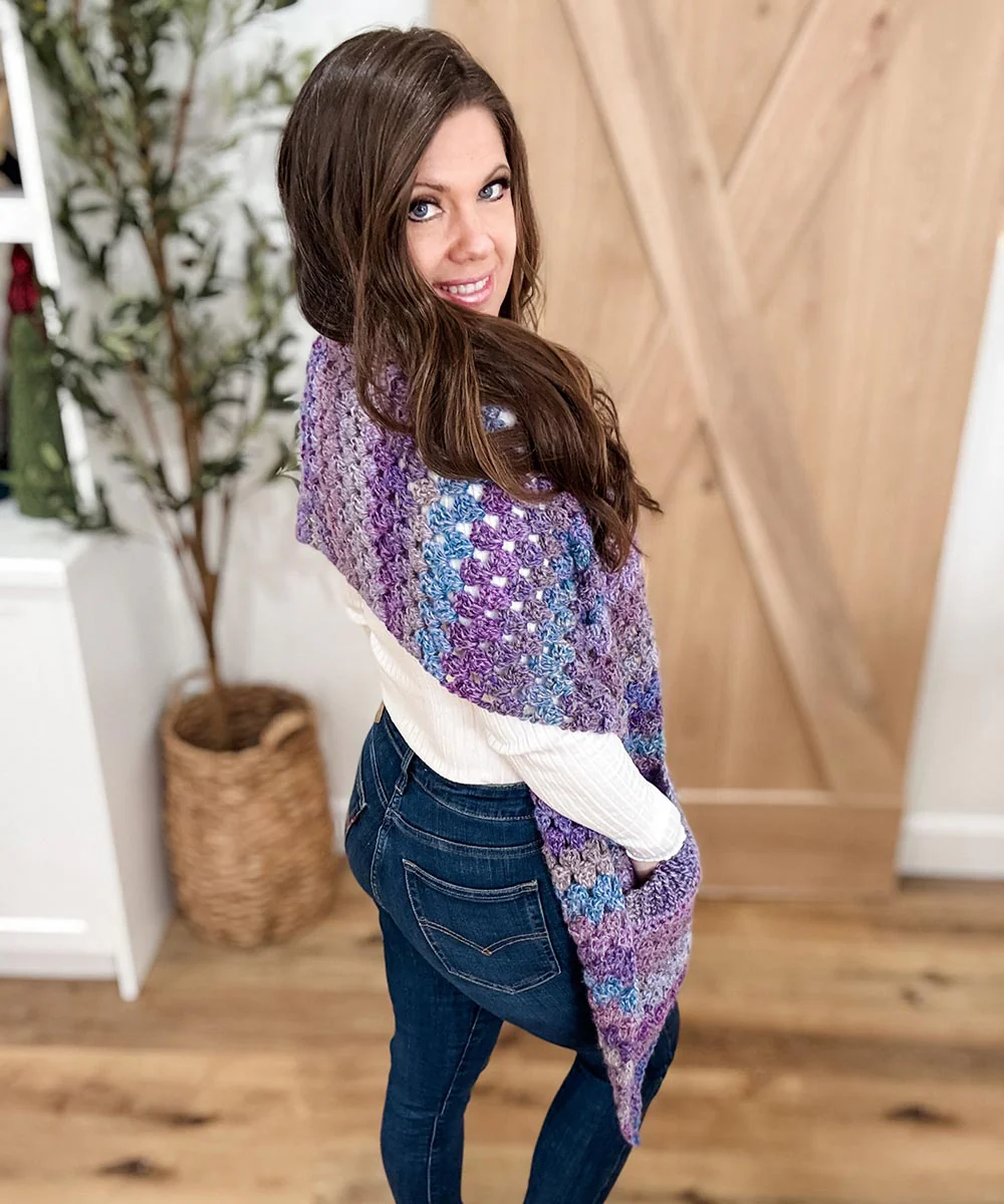Chunky Granny Pocket Shawl - Image 5