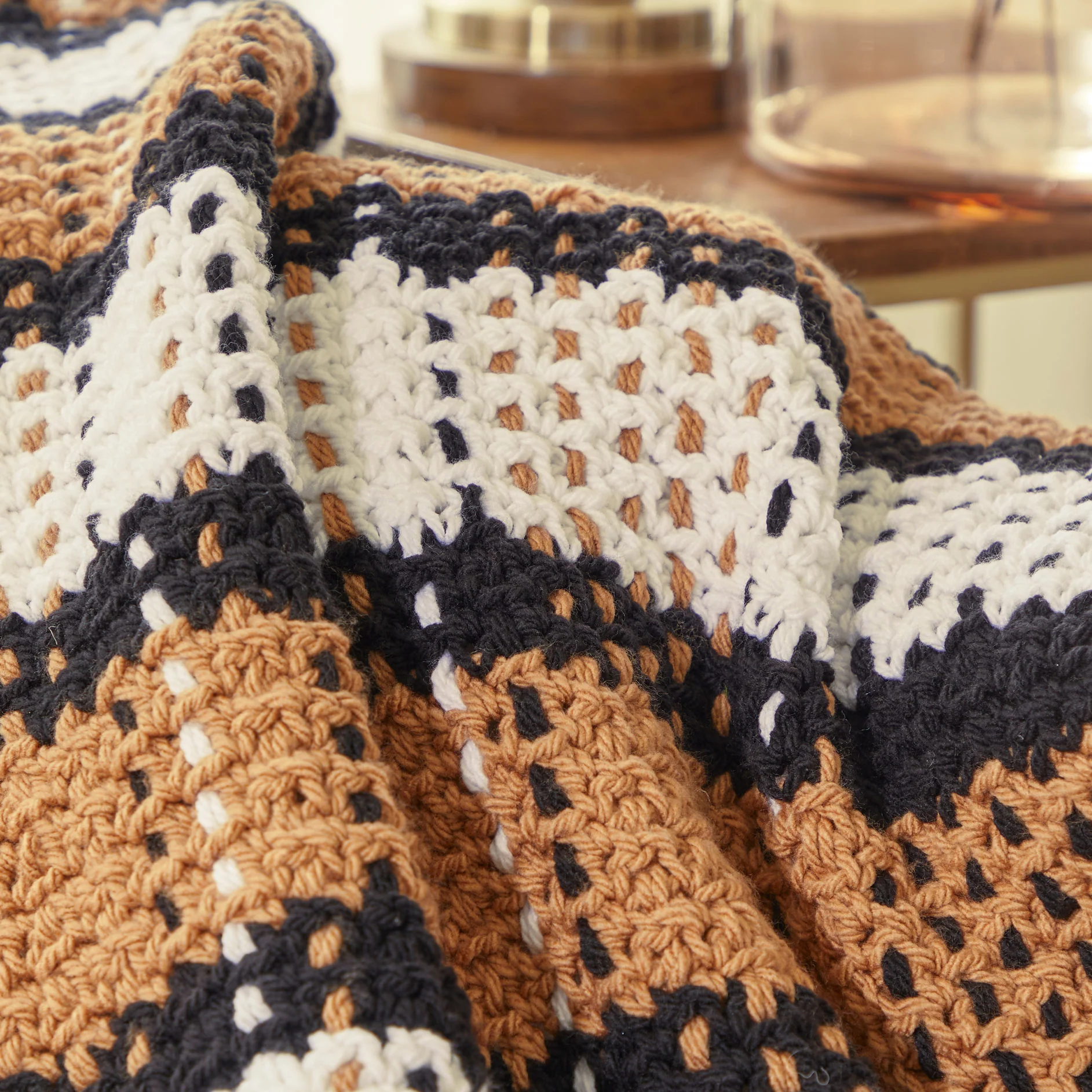 Chunky Plaid Blanket - Image 3