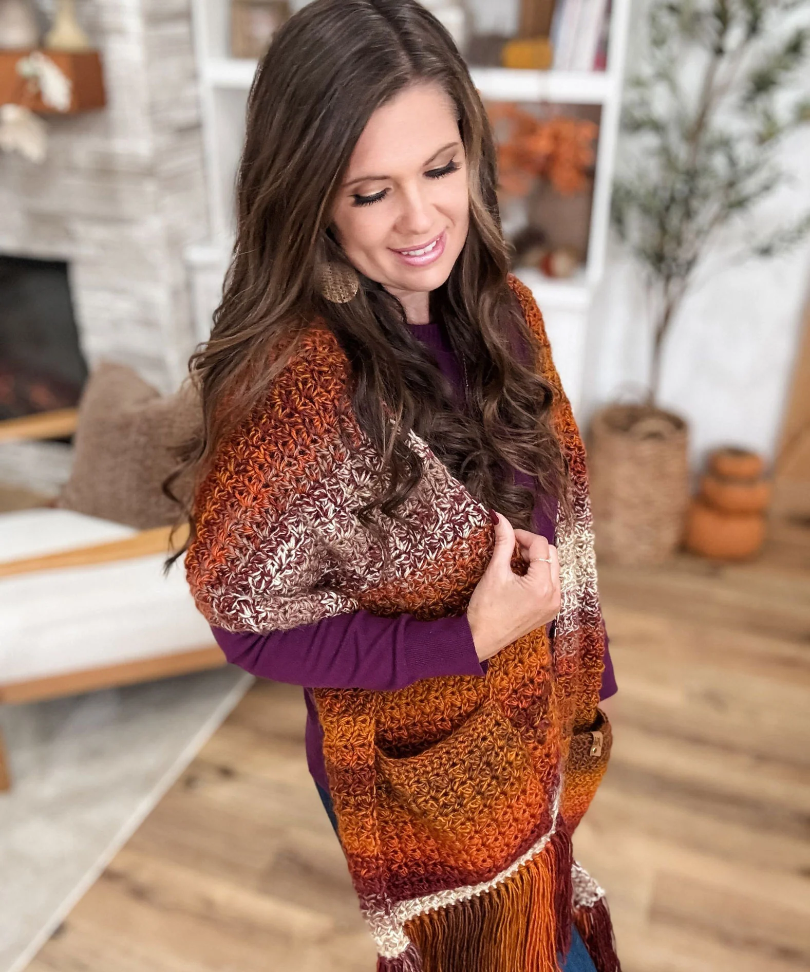 Chunky Suzette Pocket Shawl - Image 2