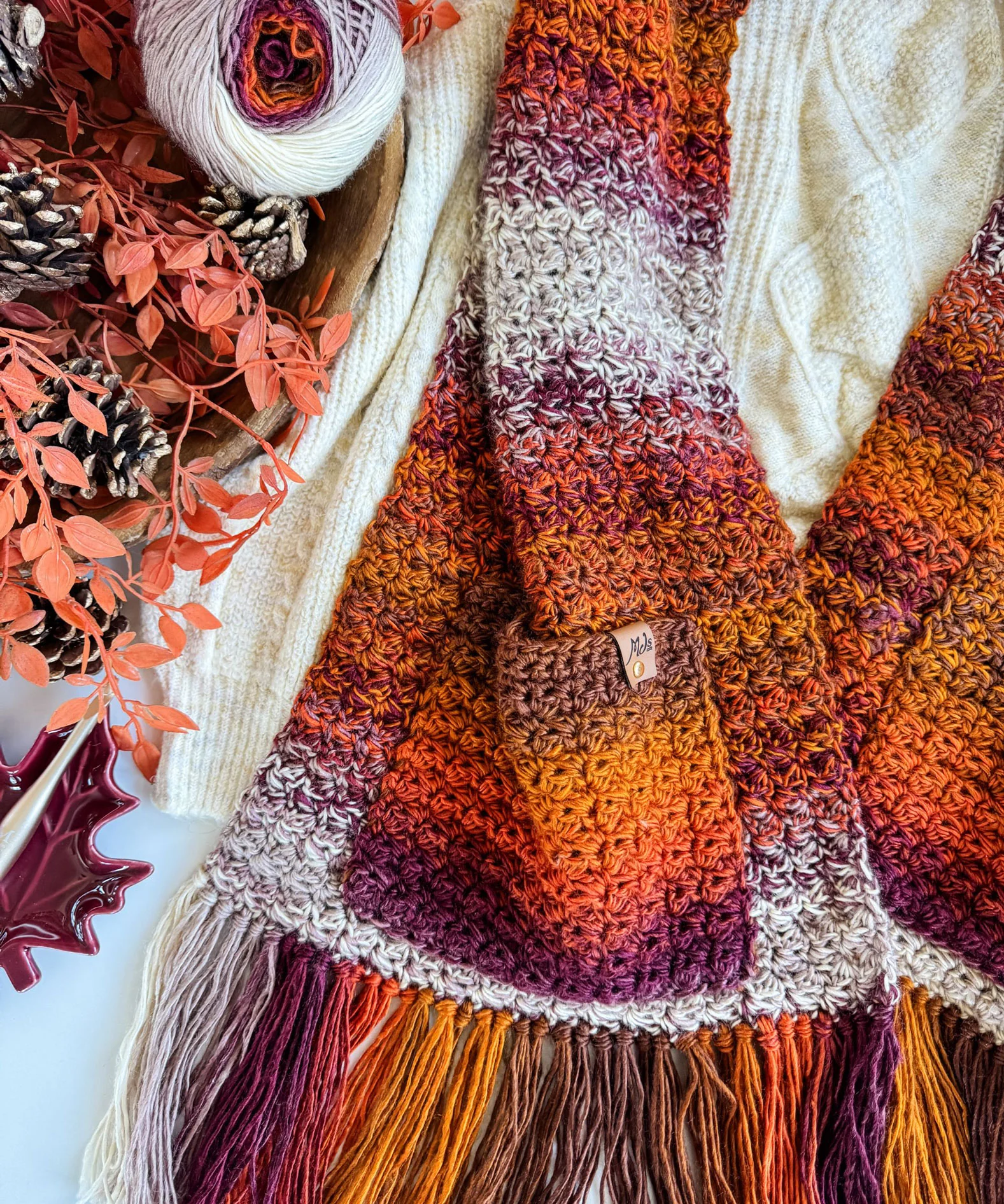 Chunky Suzette Pocket Shawl - Image 3