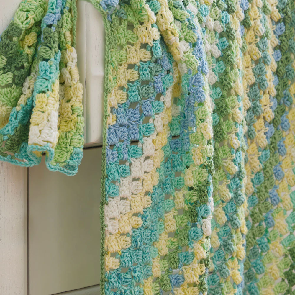 Corner to Corner Clusters Baby Blanket - Image 2