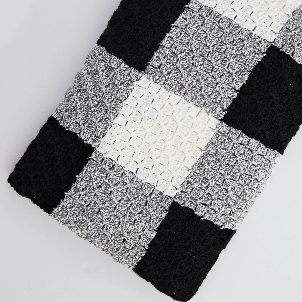 Corner to Corner Plaid Throw - Image 2