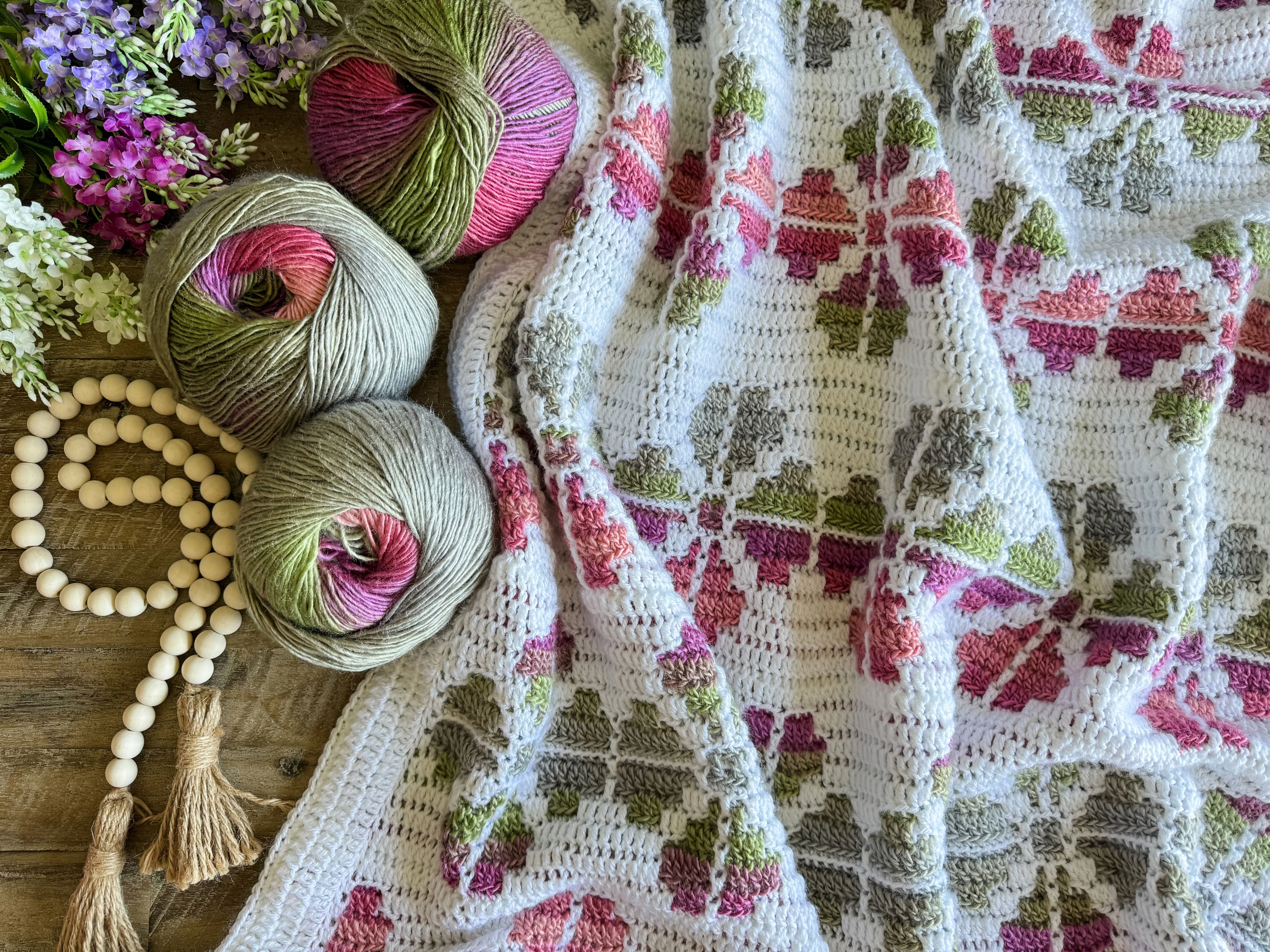 Cosmos Mosaic Flower Blanket - Image 5