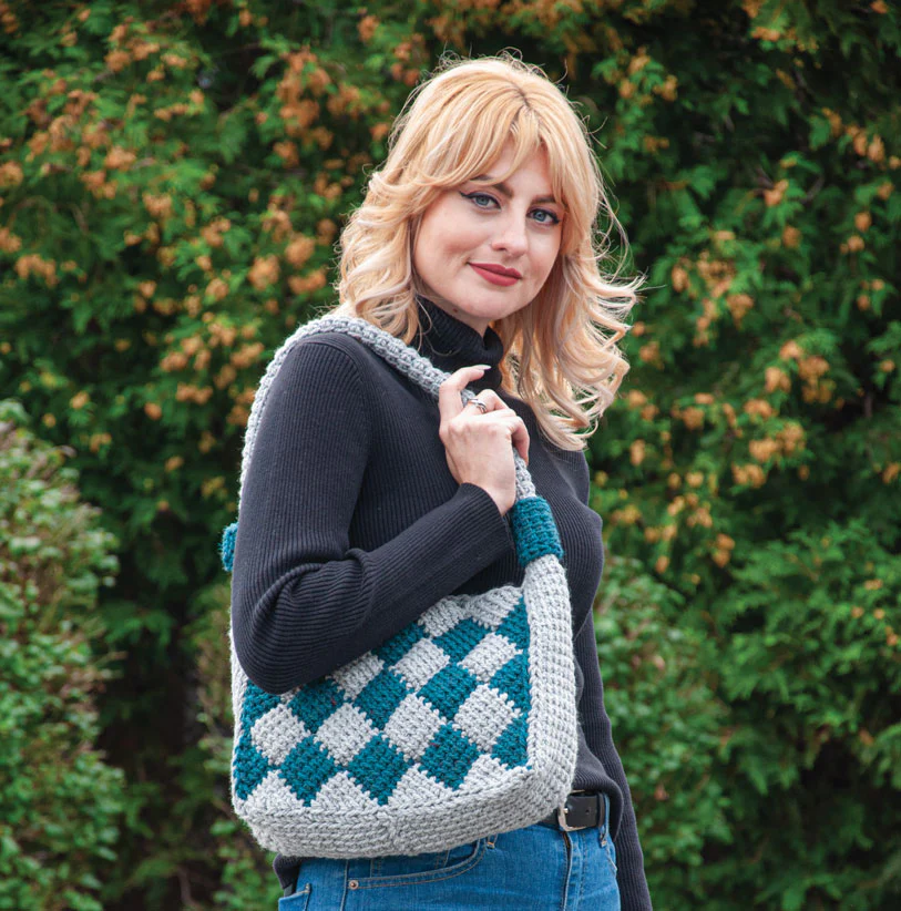 Dancing Diamonds Crochet Tote Bag - Image 2