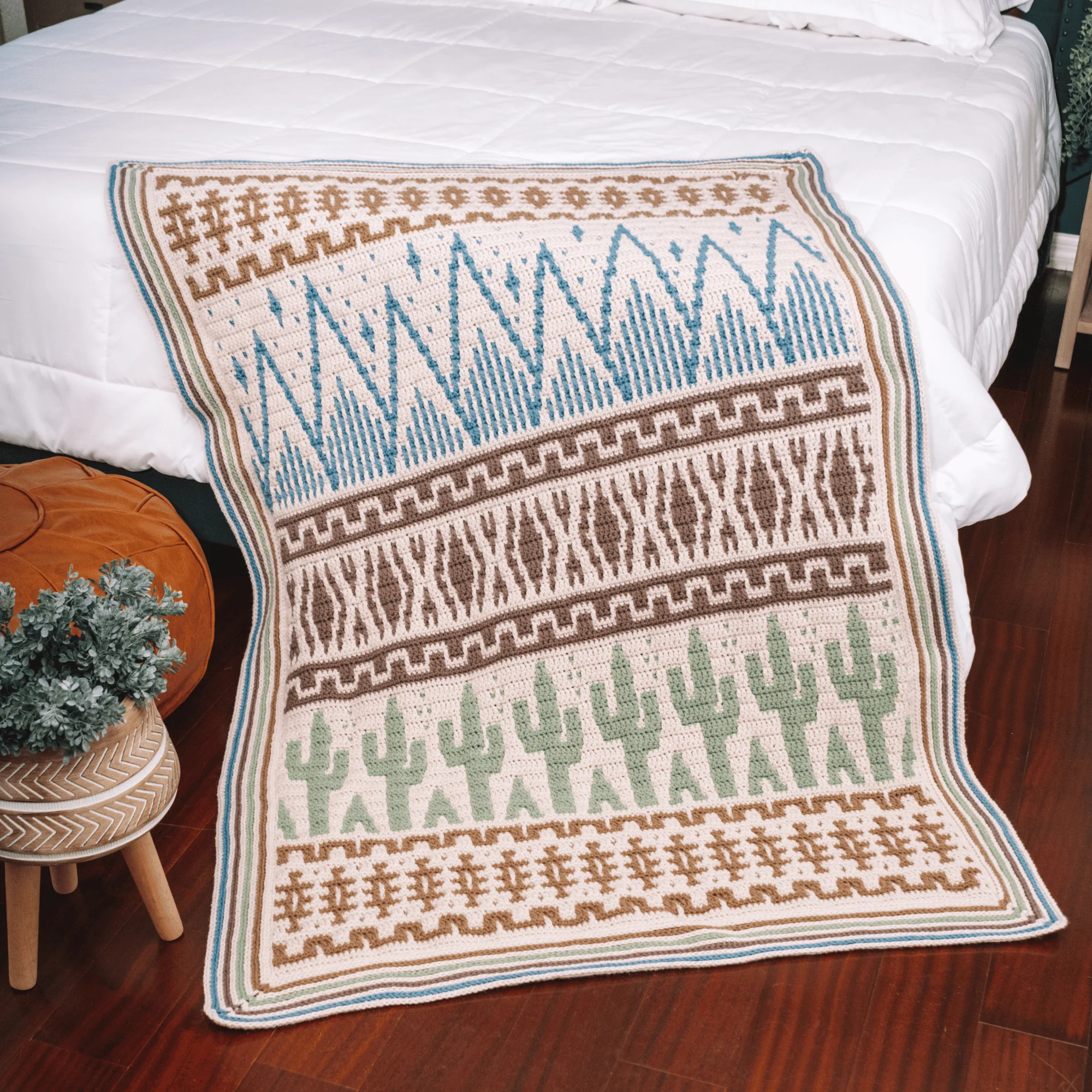 Desert Cactus Mosaic Crochet Blanket - Image 3