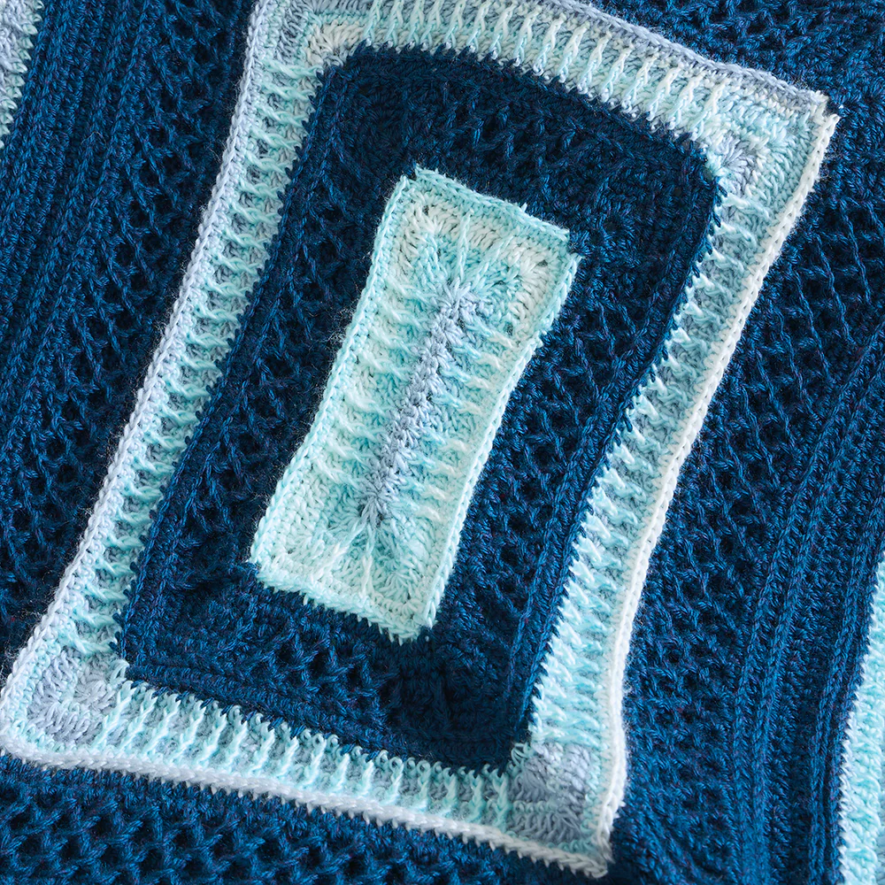 Diamond Lattice Throw - Image 25