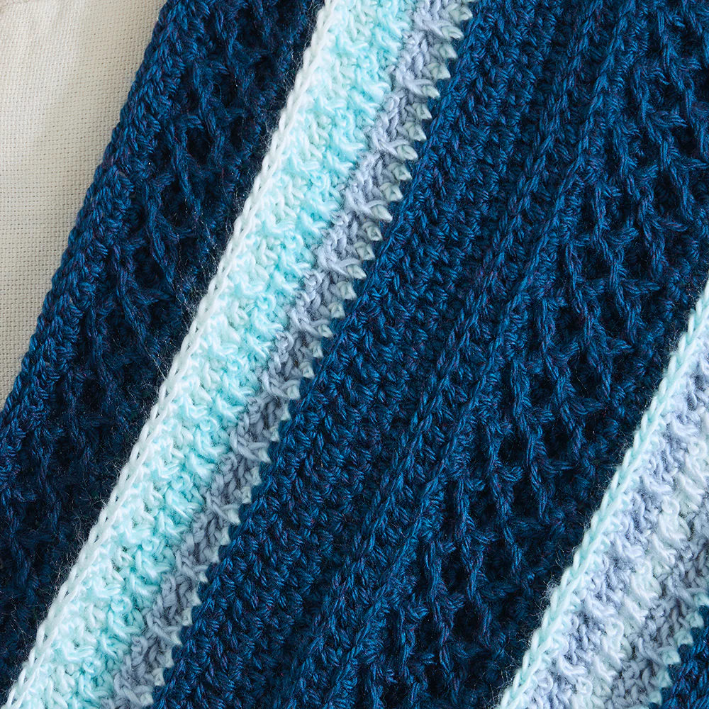 Diamond Lattice Throw - Image 27