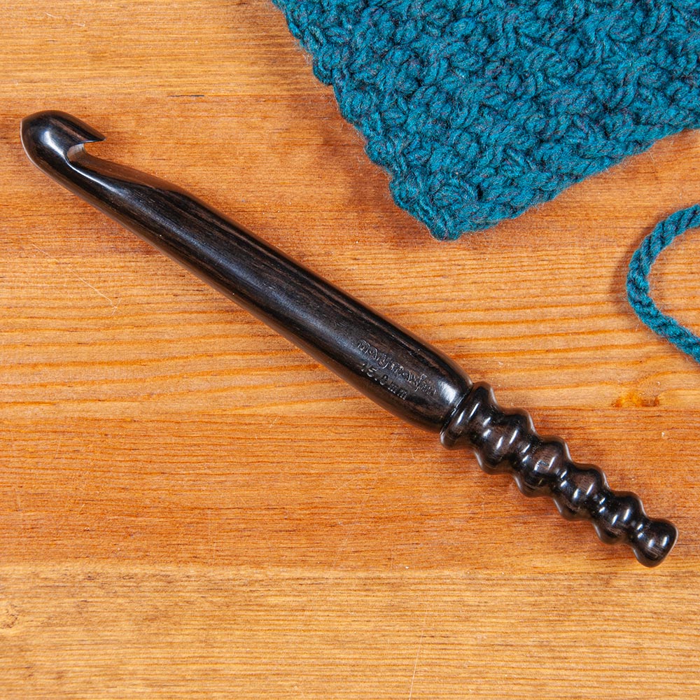 Ebony Wood Crochet Hooks - Image 3