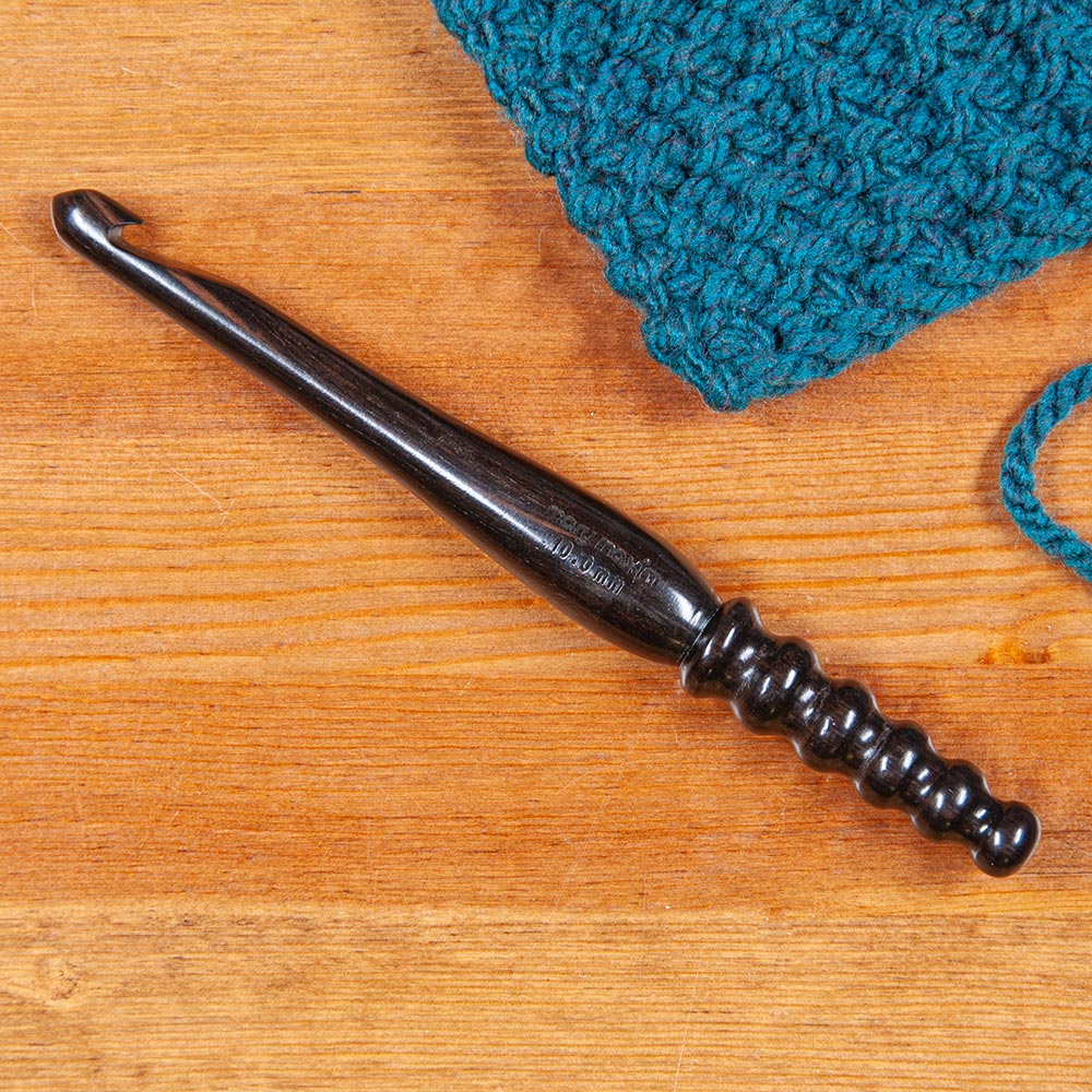 Ebony Wood Crochet Hooks - Image 4