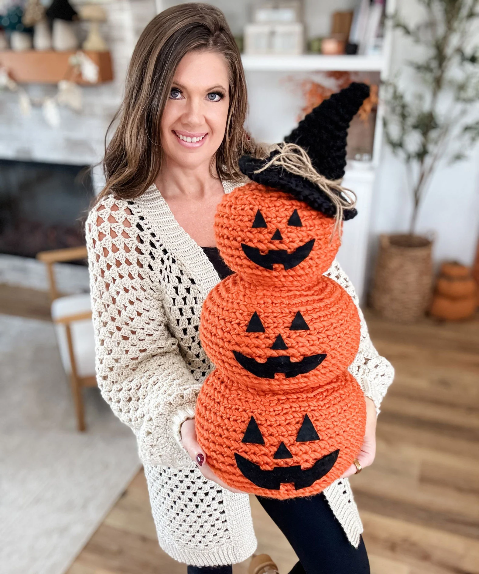 Jack-O-Lantern Pumpkin Stack - Image 2