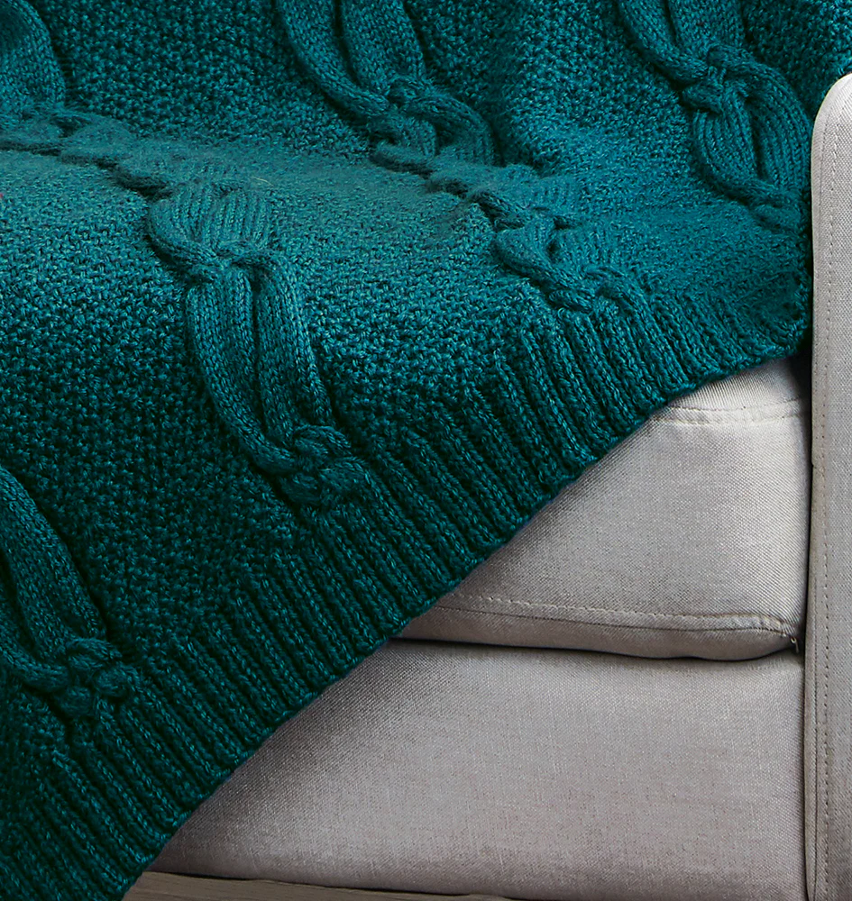 Knotted Cables Blanket - Image 3