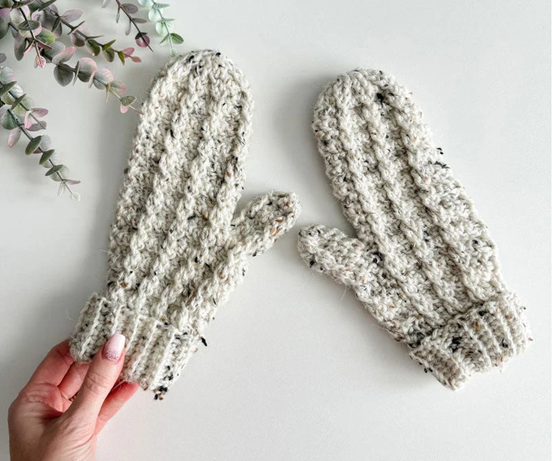 Winter Wonder Cable Mittens - Image 2