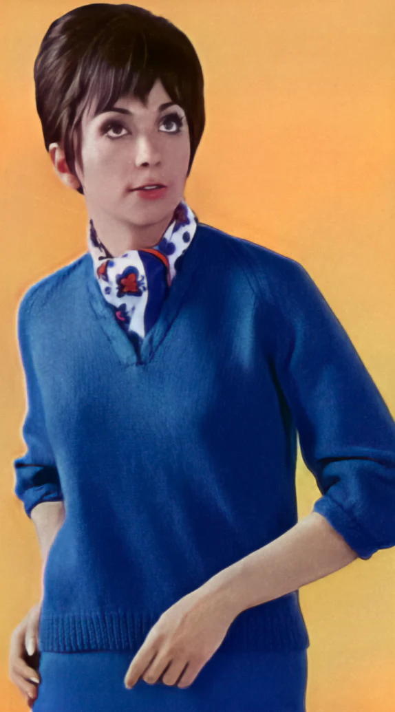 Ladies' Worsted Weight Cable Pullover Pattern - Image 2