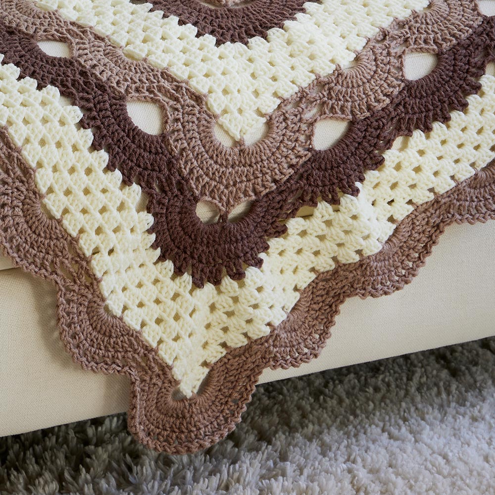 Maggie's Lace Afghan - Image 4