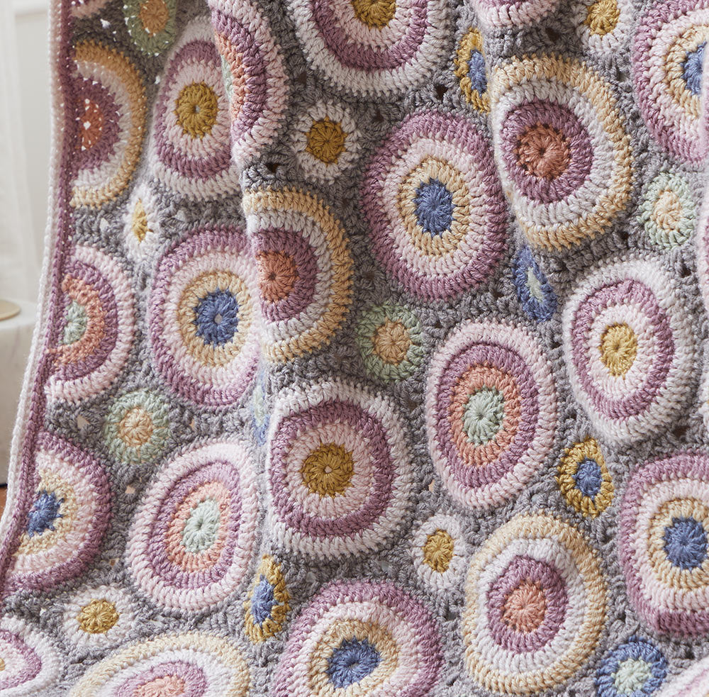 Magic Circles Blanket - Image 3