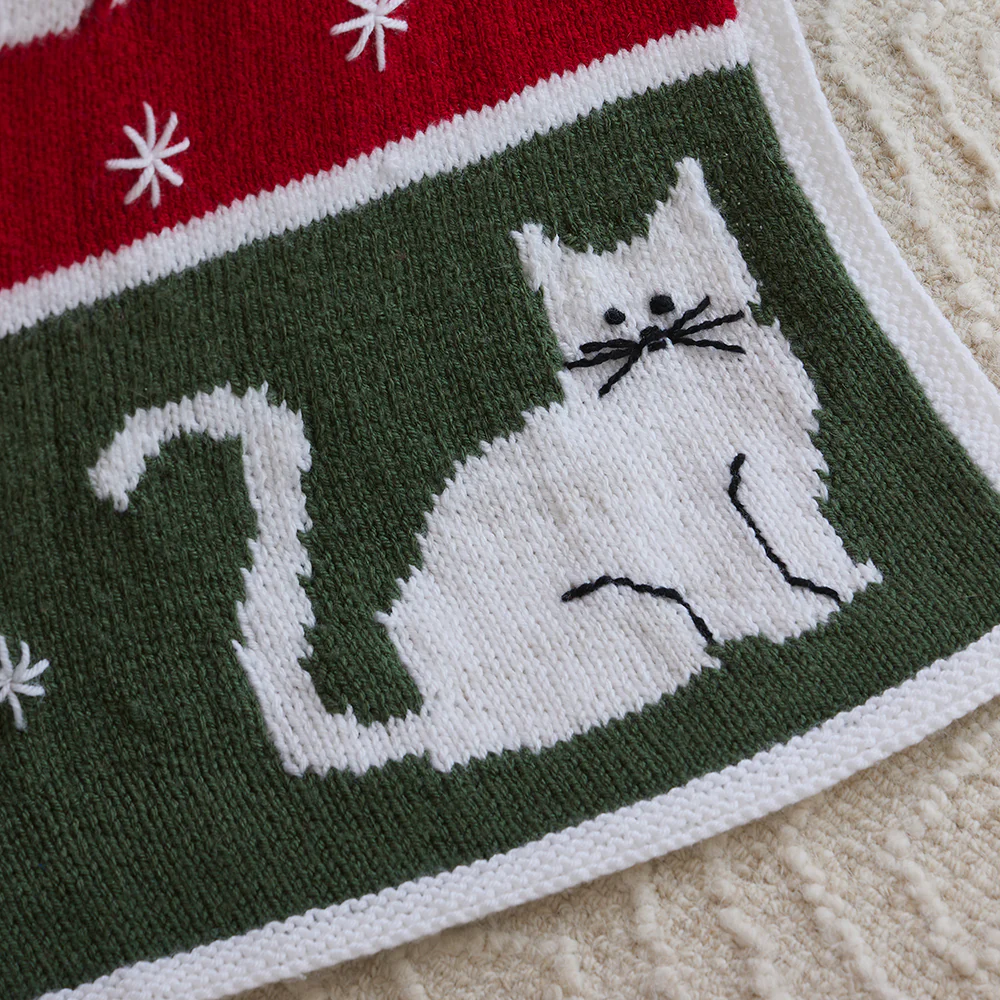 Meowy Christmas Knit Blanket - Image 6