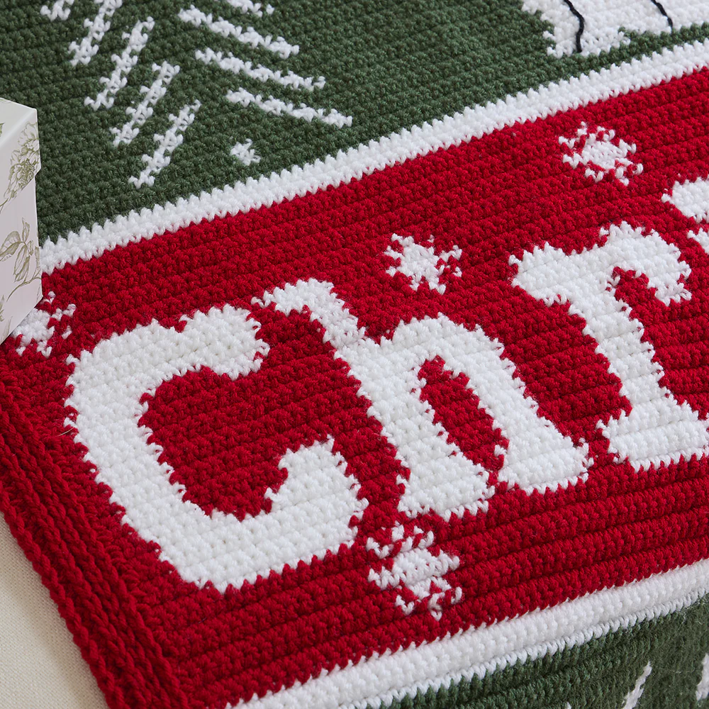 Meowy Christmas Crochet Blanket - Image 3