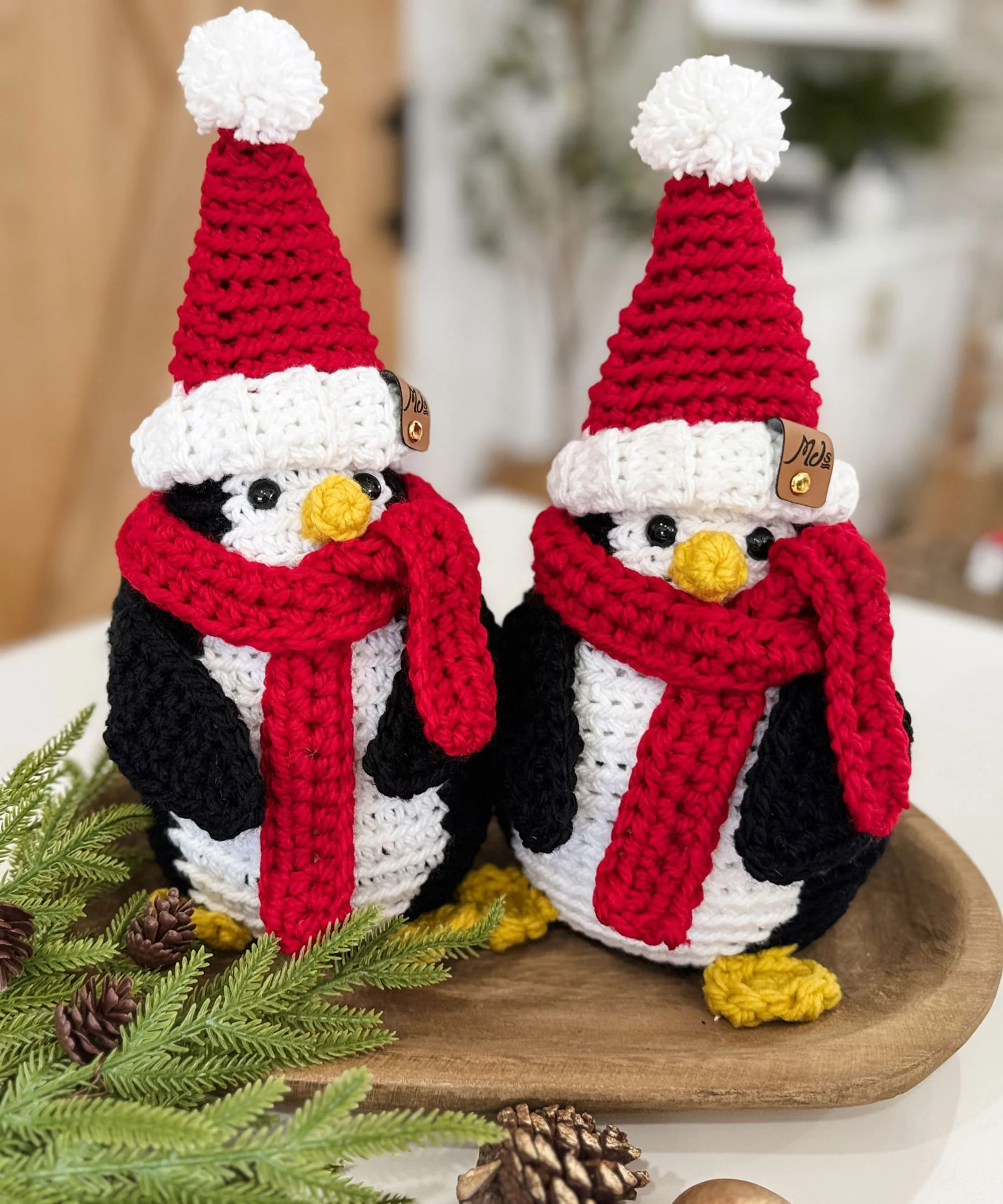Merry & Bright Santa Penguin - Image 6