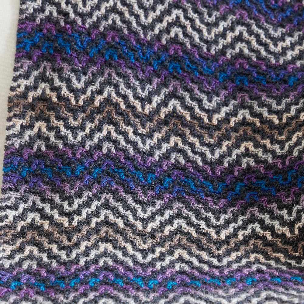 Mosaic Ripple Afghan - Image 5