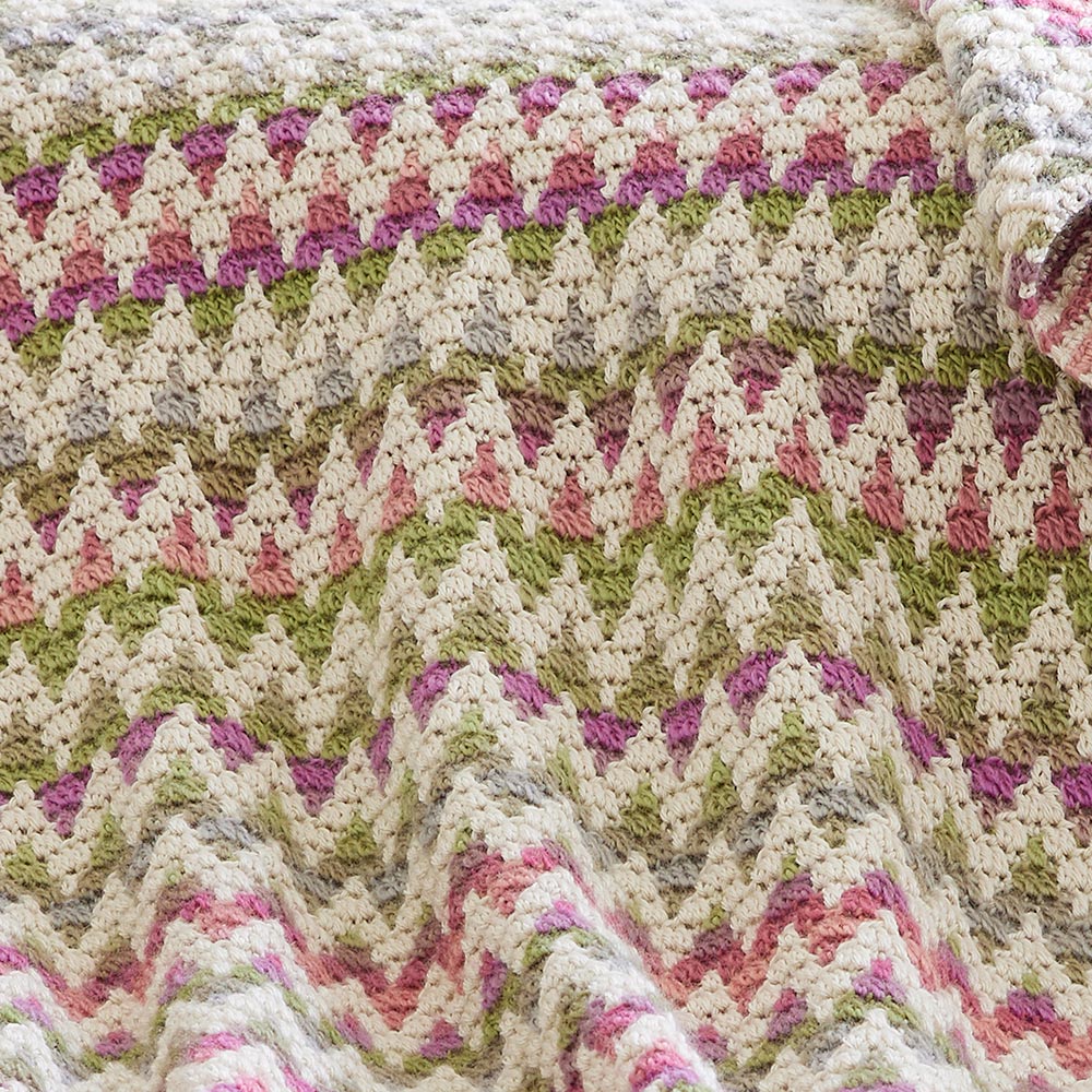 Mosaic Waves Blanket - Image 4