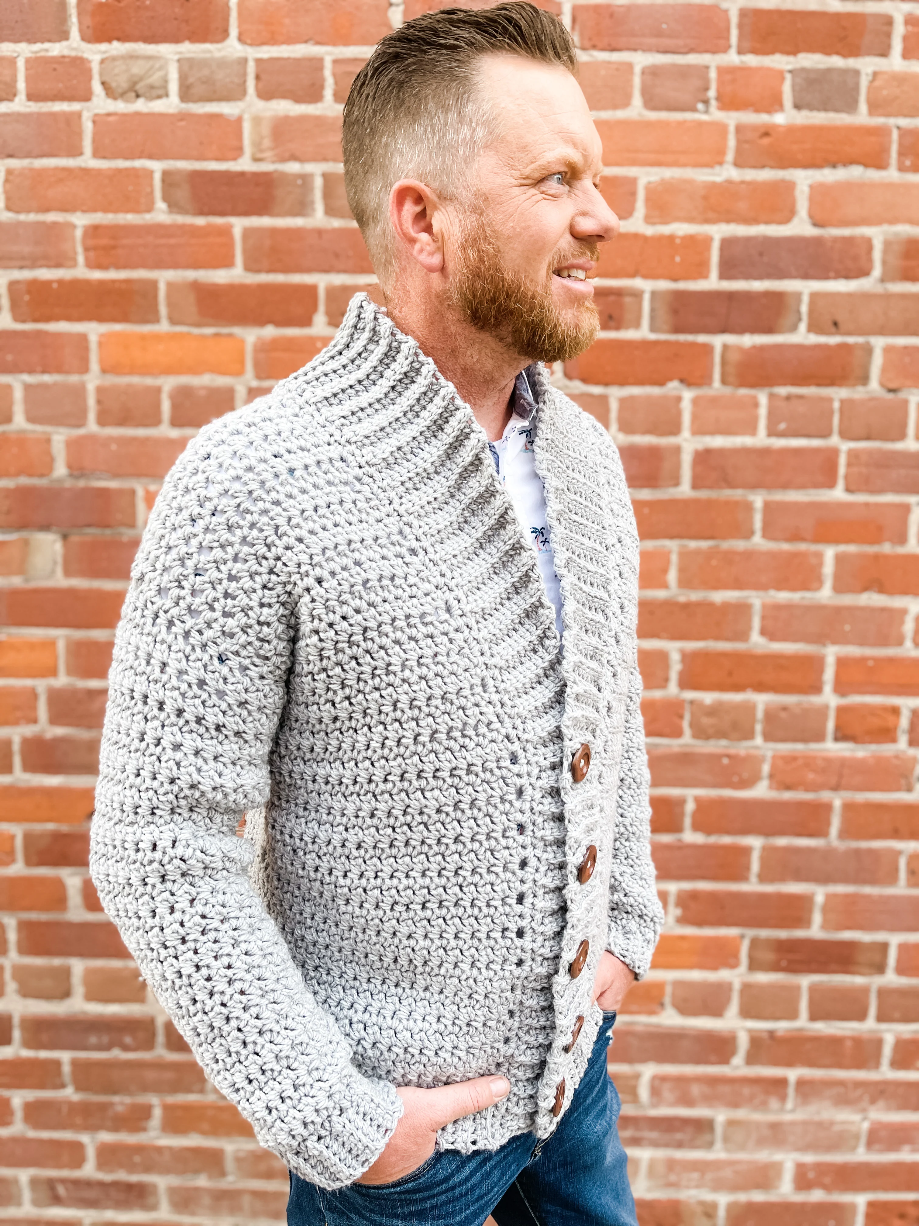 Men's Mountain Ridge Cardigan - Image 3