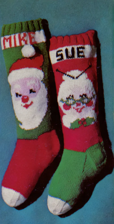Mr. and Mrs. Santa Stockings Pattern - Image 2