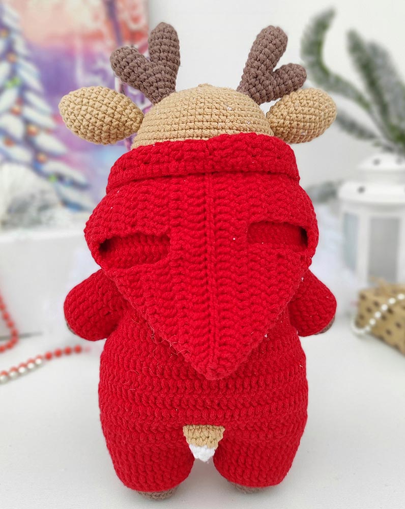 Ollie Deer Crochet Kit - Image 3