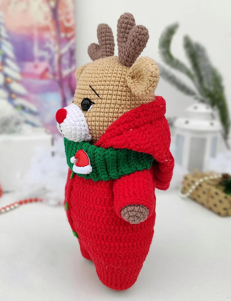 Ollie Deer Crochet Kit - Image 4
