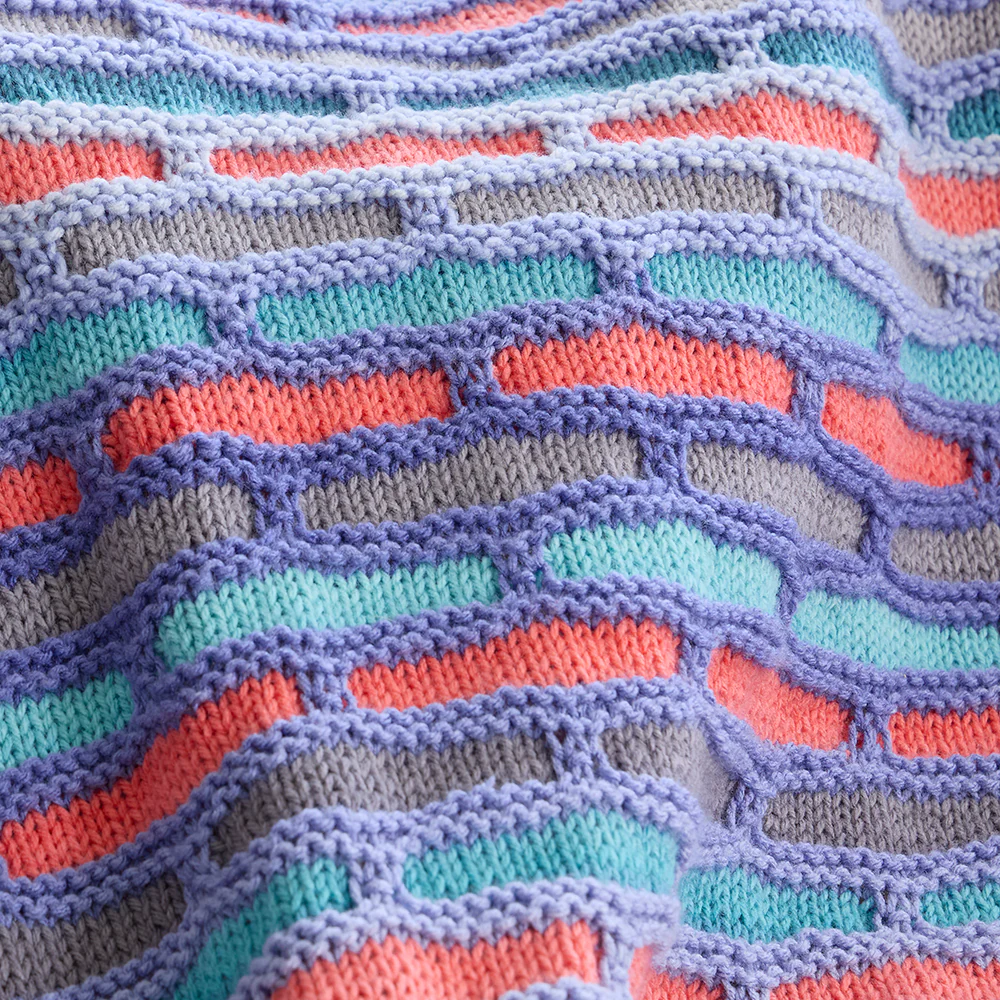 Ombre Waves Blanket - Image 4