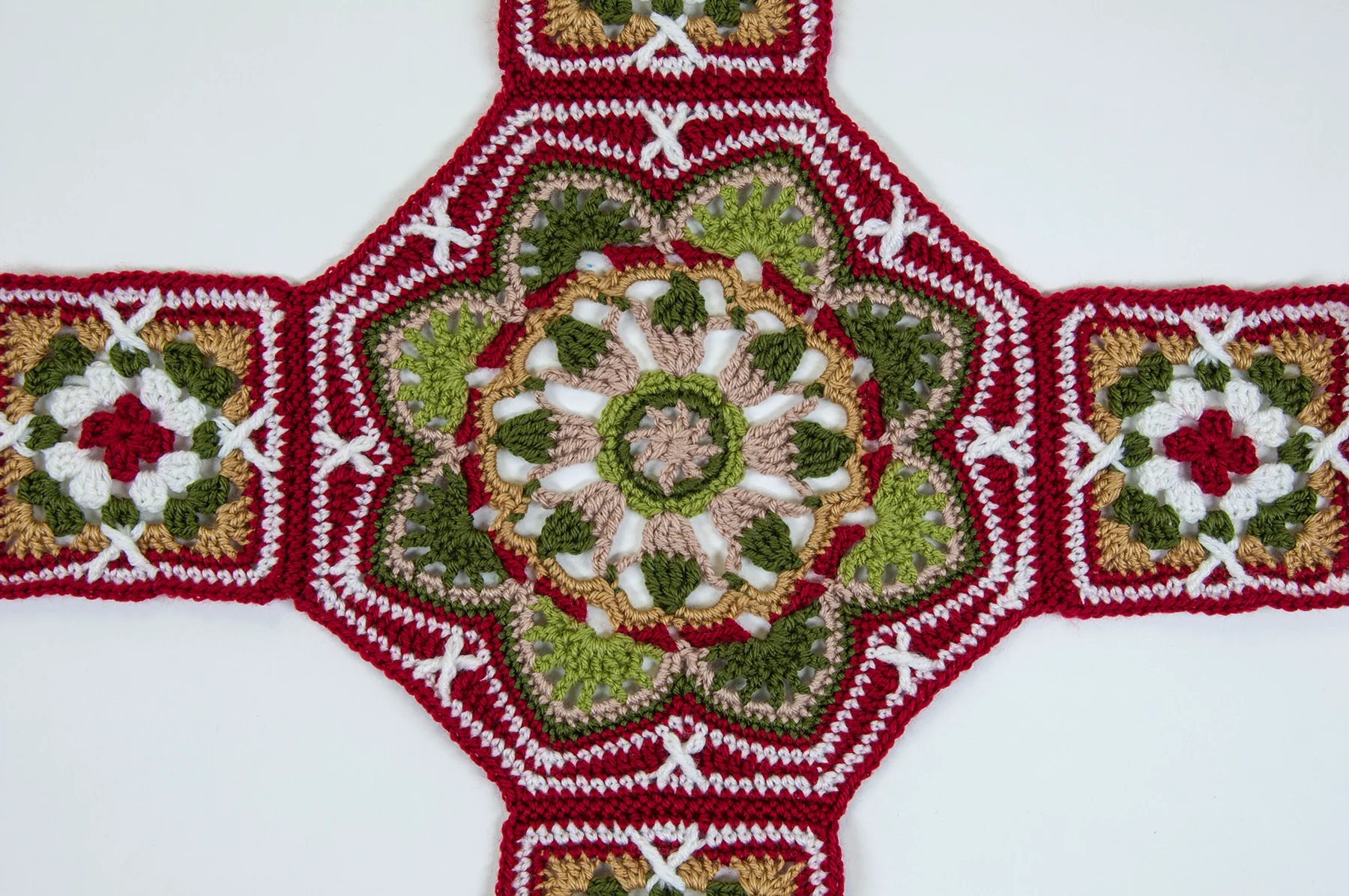 Persian Tiles Throws - Image 11