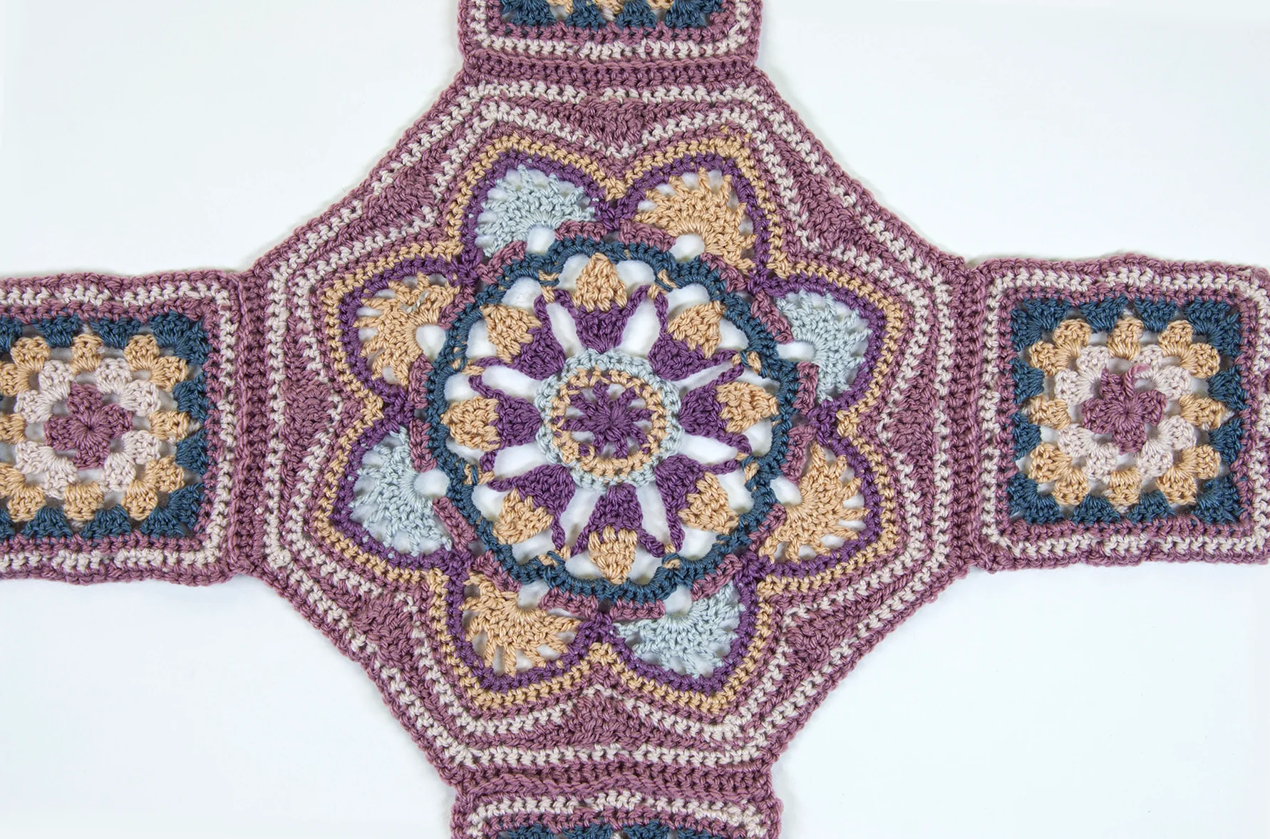 Persian Tiles Throws - Image 9