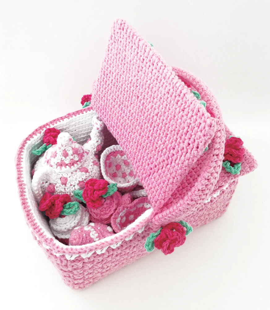Polka Dot Tea Set with Picnic Basket Kit - Image 2