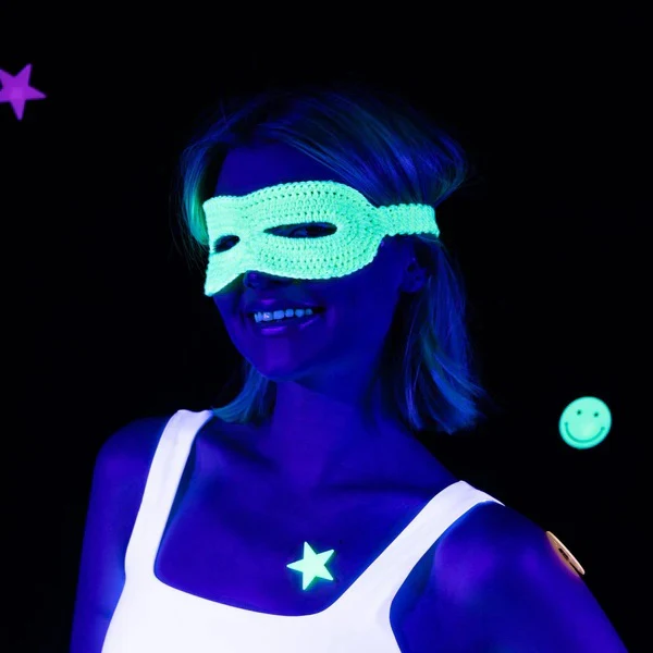Red Heart Super Glow Yarn - Image 12