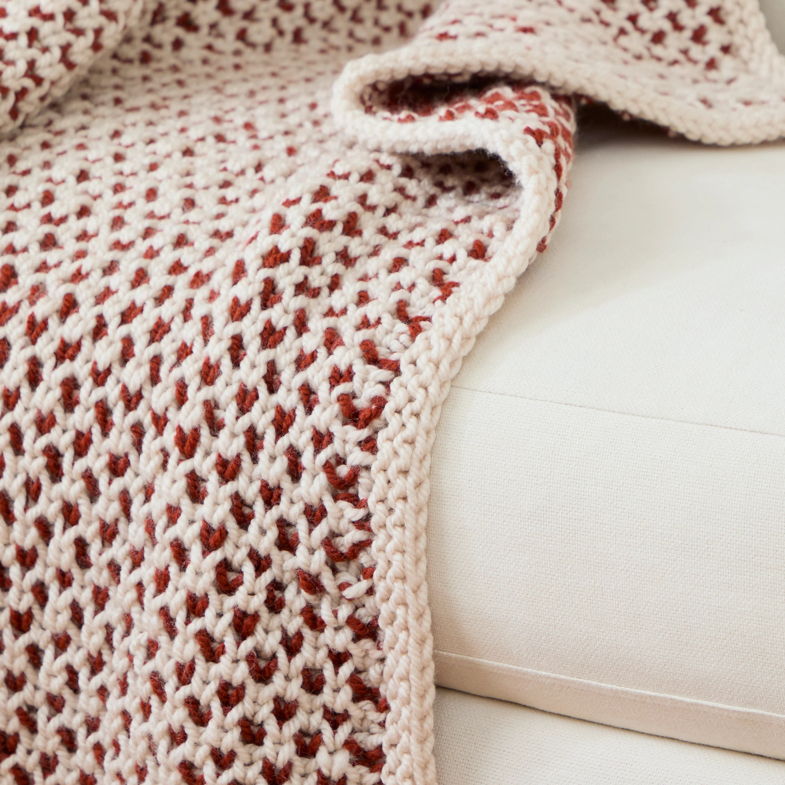 Reversible Dotted Blanket - Image 4