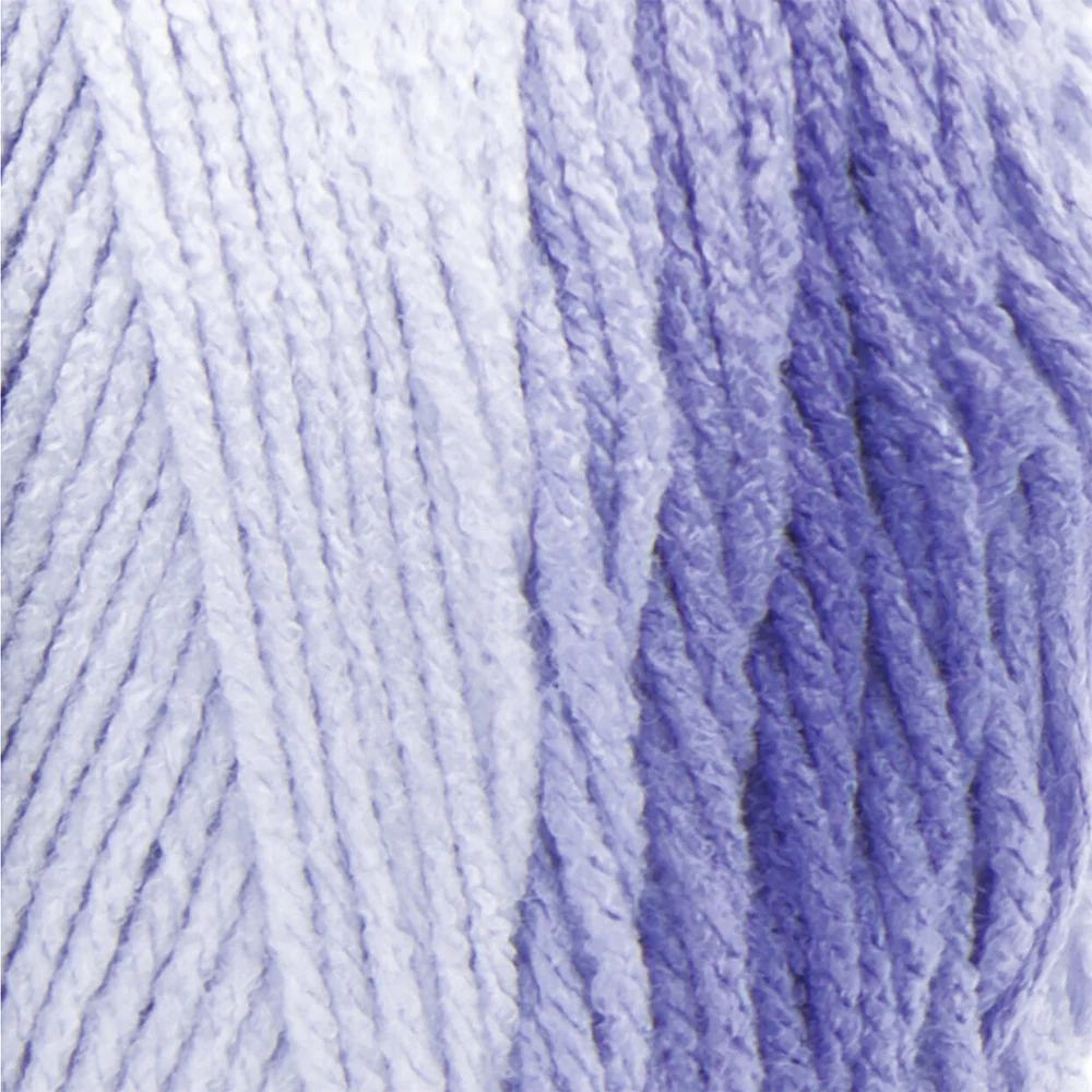 Rosey Reds Throw - Image 3