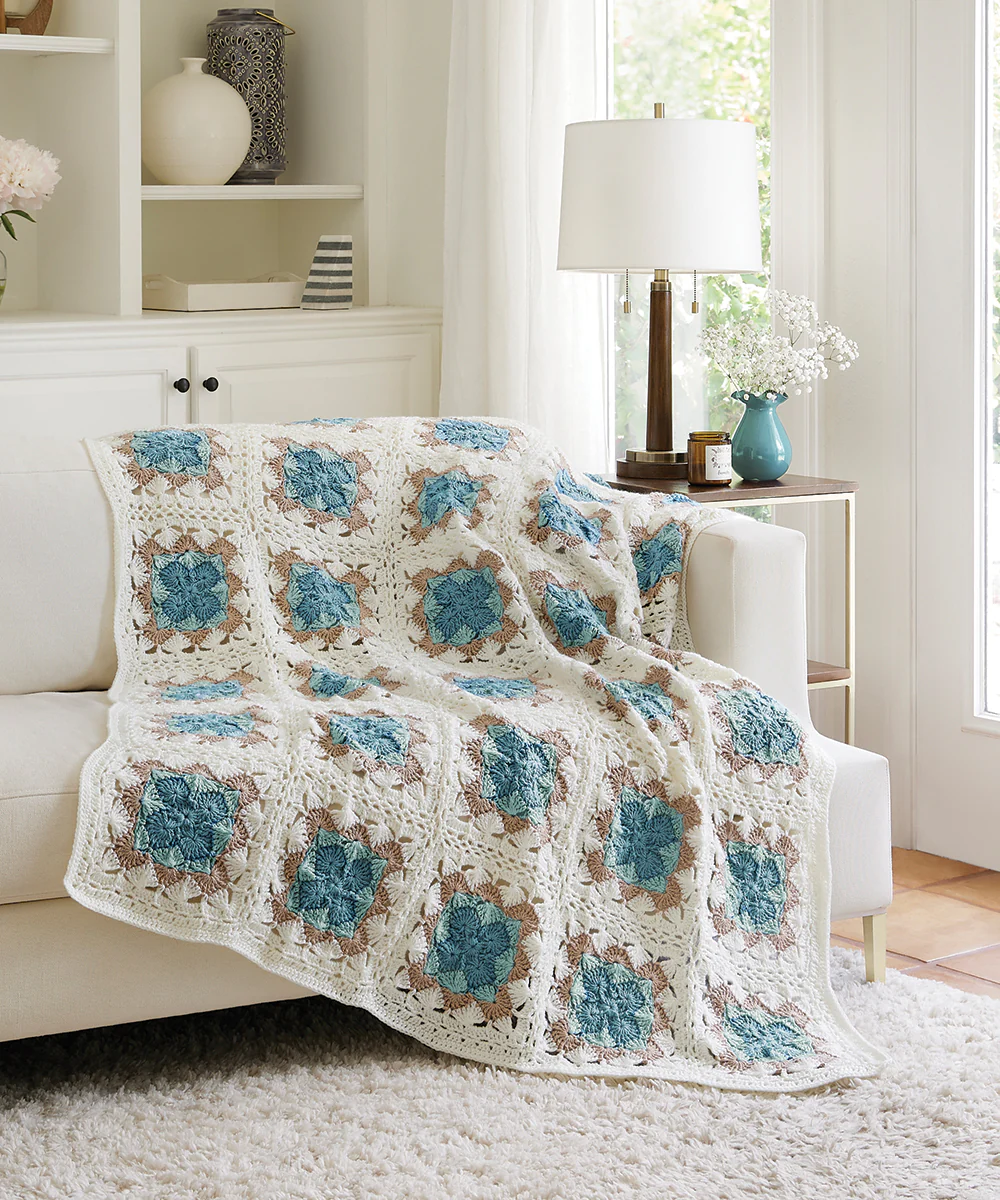 Seaside Bavarian Throw