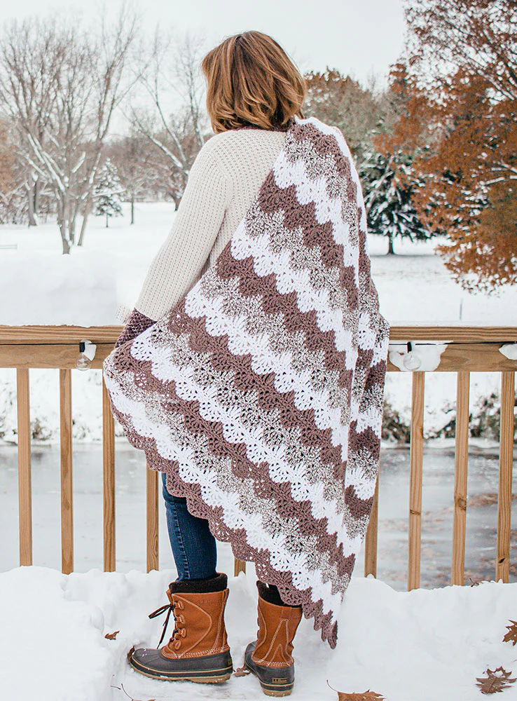 Serenity Lace Throw - Image 4