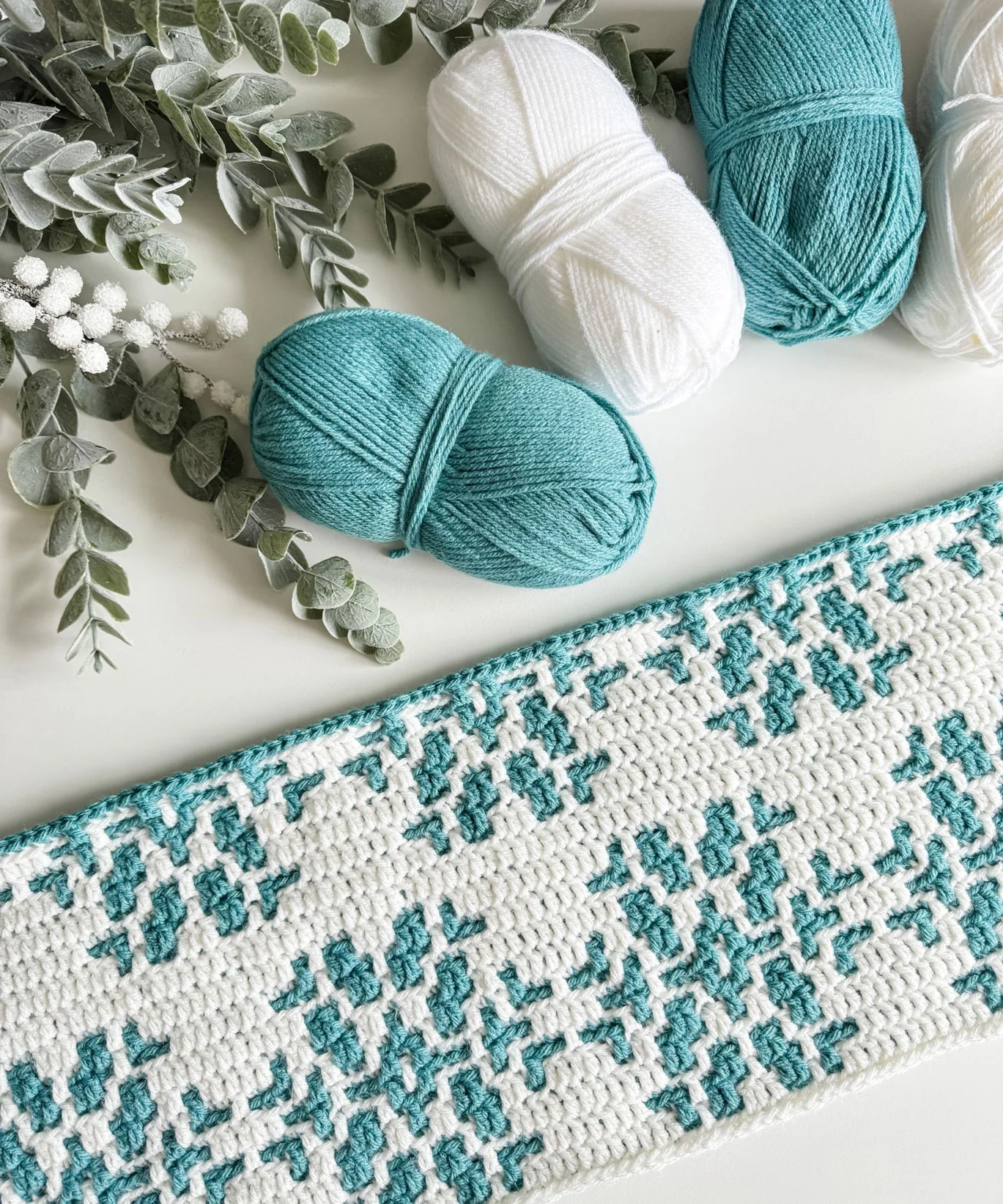 Snow Flurries Mosaic Blanket - Image 4