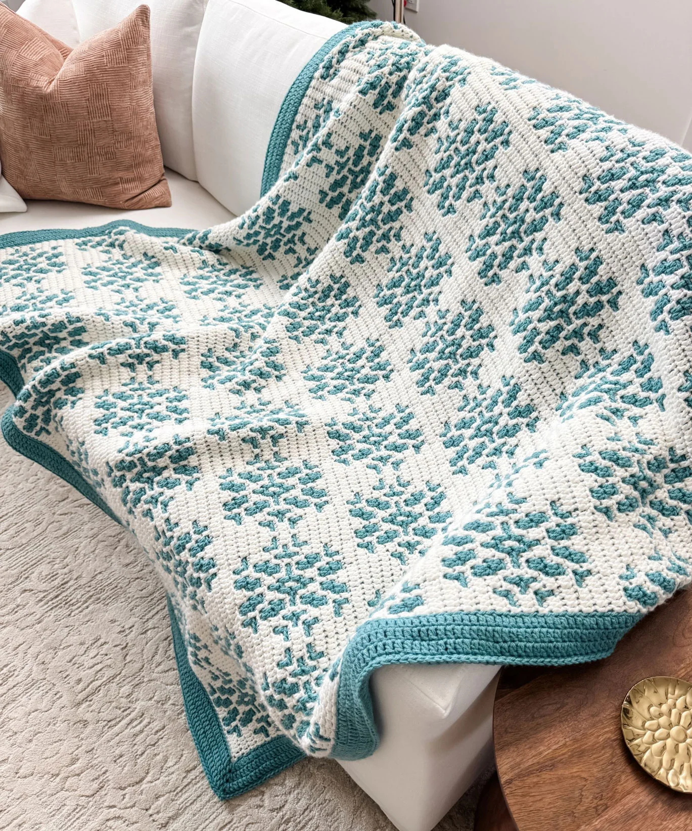 Snow Flurries Mosaic Blanket - Image 9