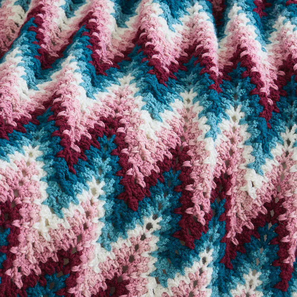 Spiked Ripple Blanket - Image 4