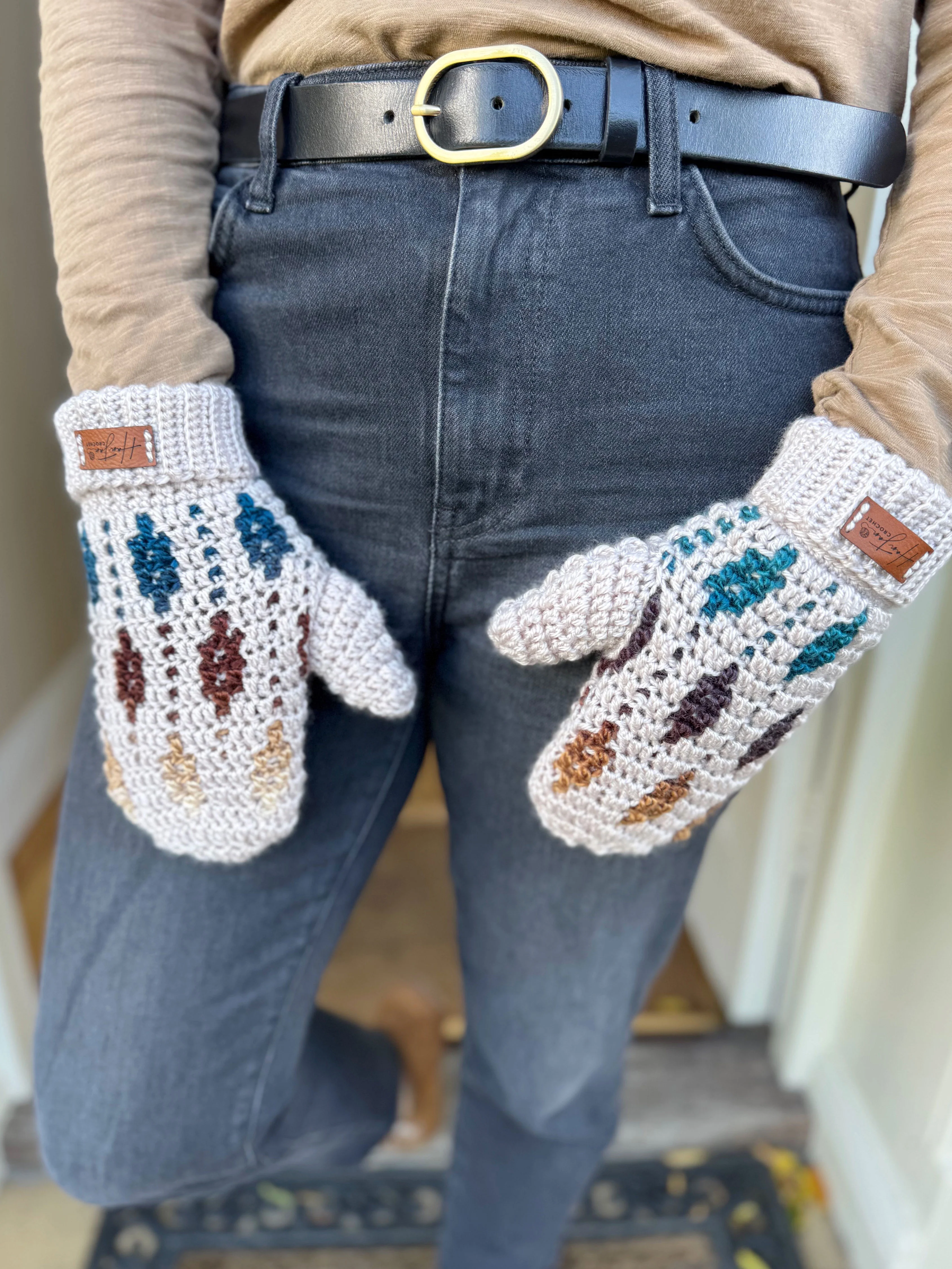 Starlight Mittens - Image 4