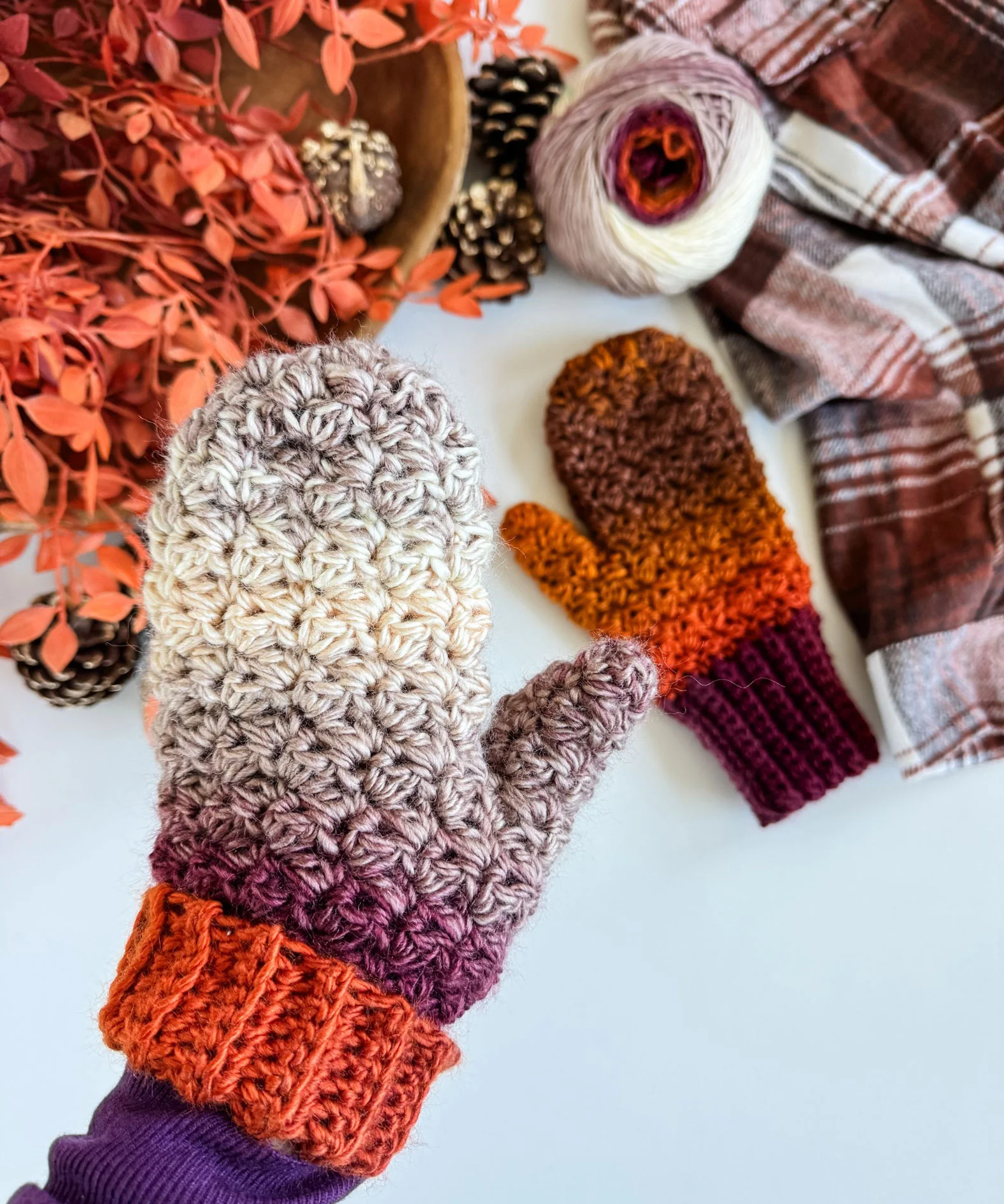 Suzette Mittens & Fingerless Gloves - Image 11