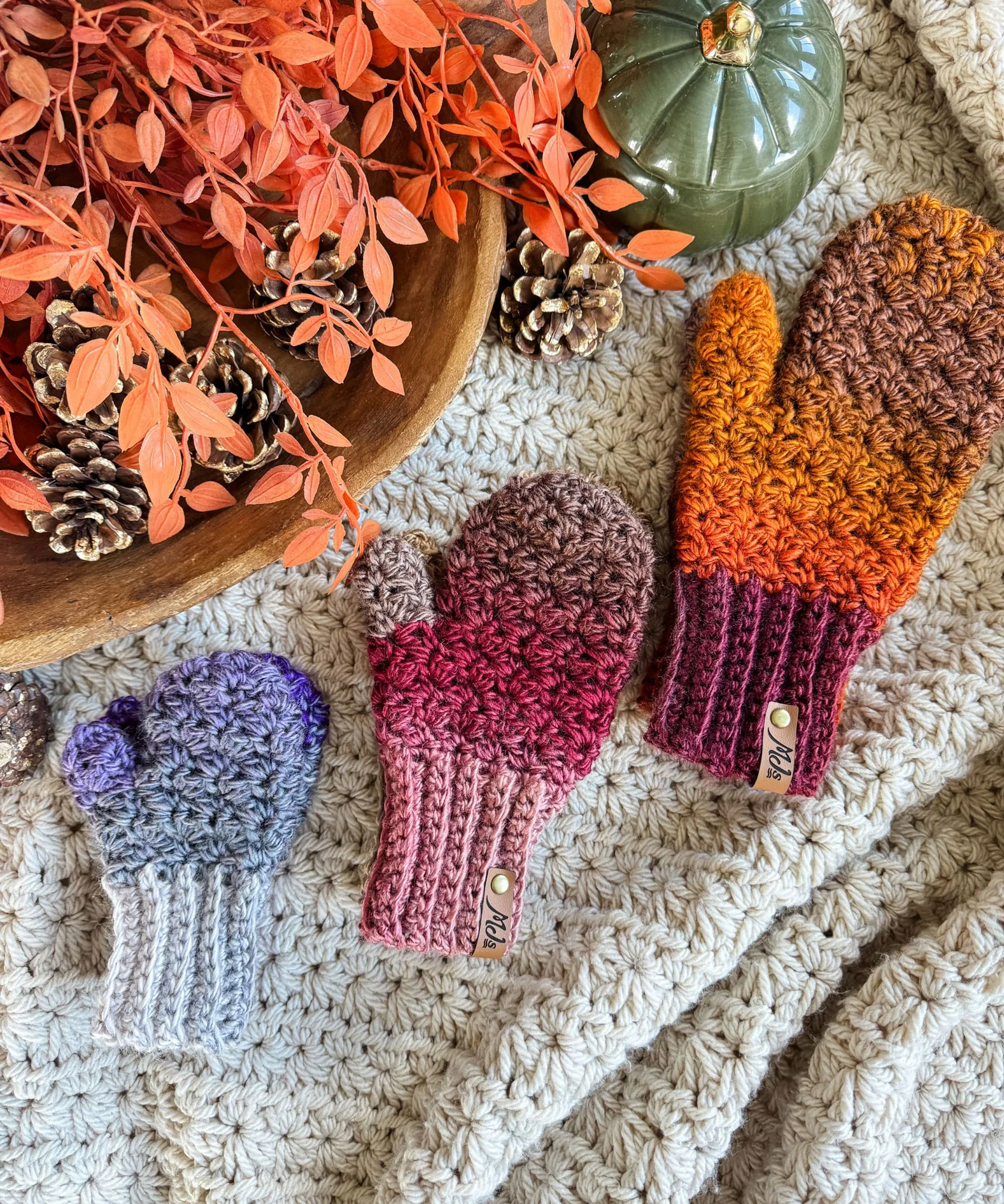 Suzette Mittens & Fingerless Gloves - Image 13
