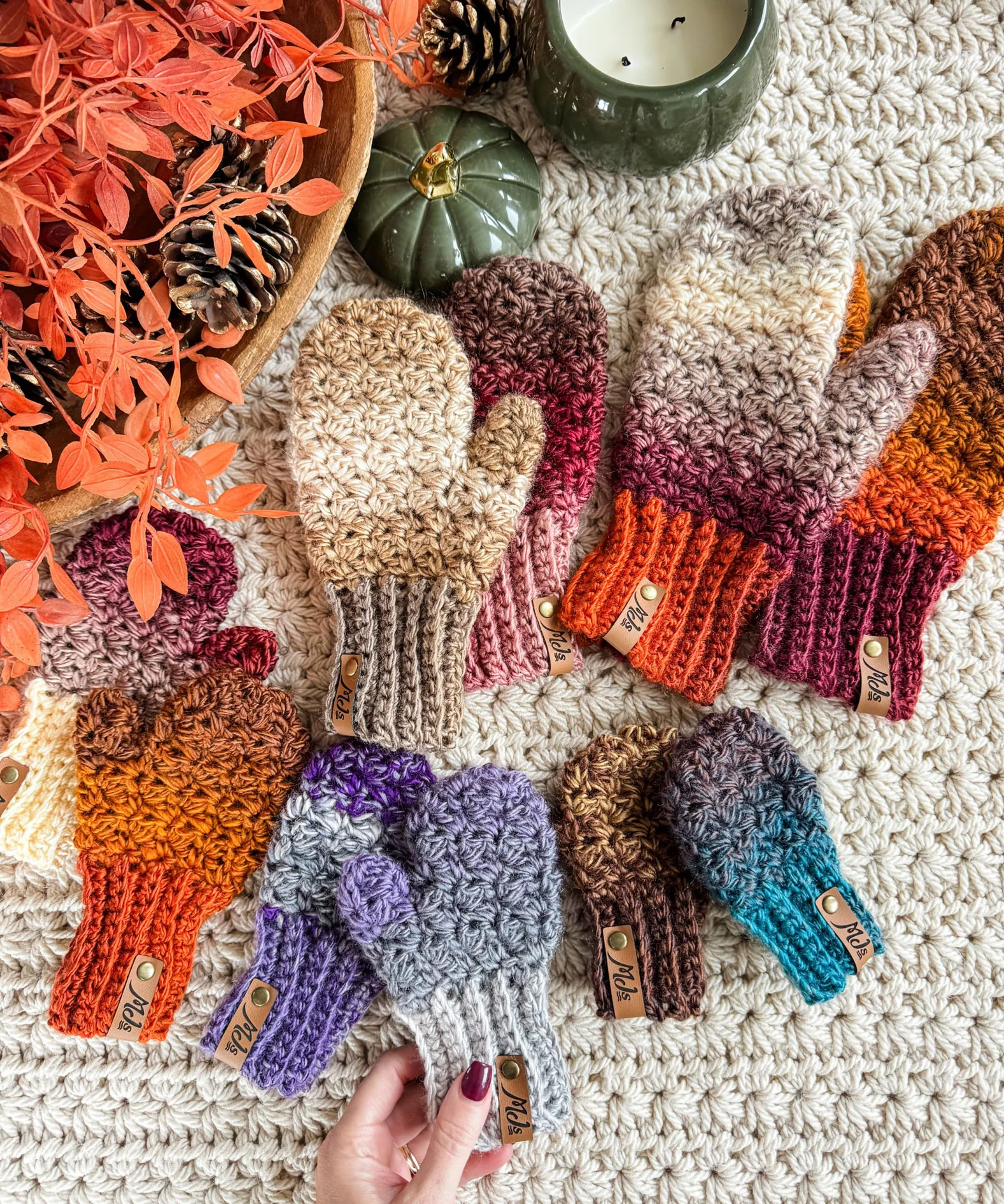 Suzette Mittens & Fingerless Gloves - Image 7