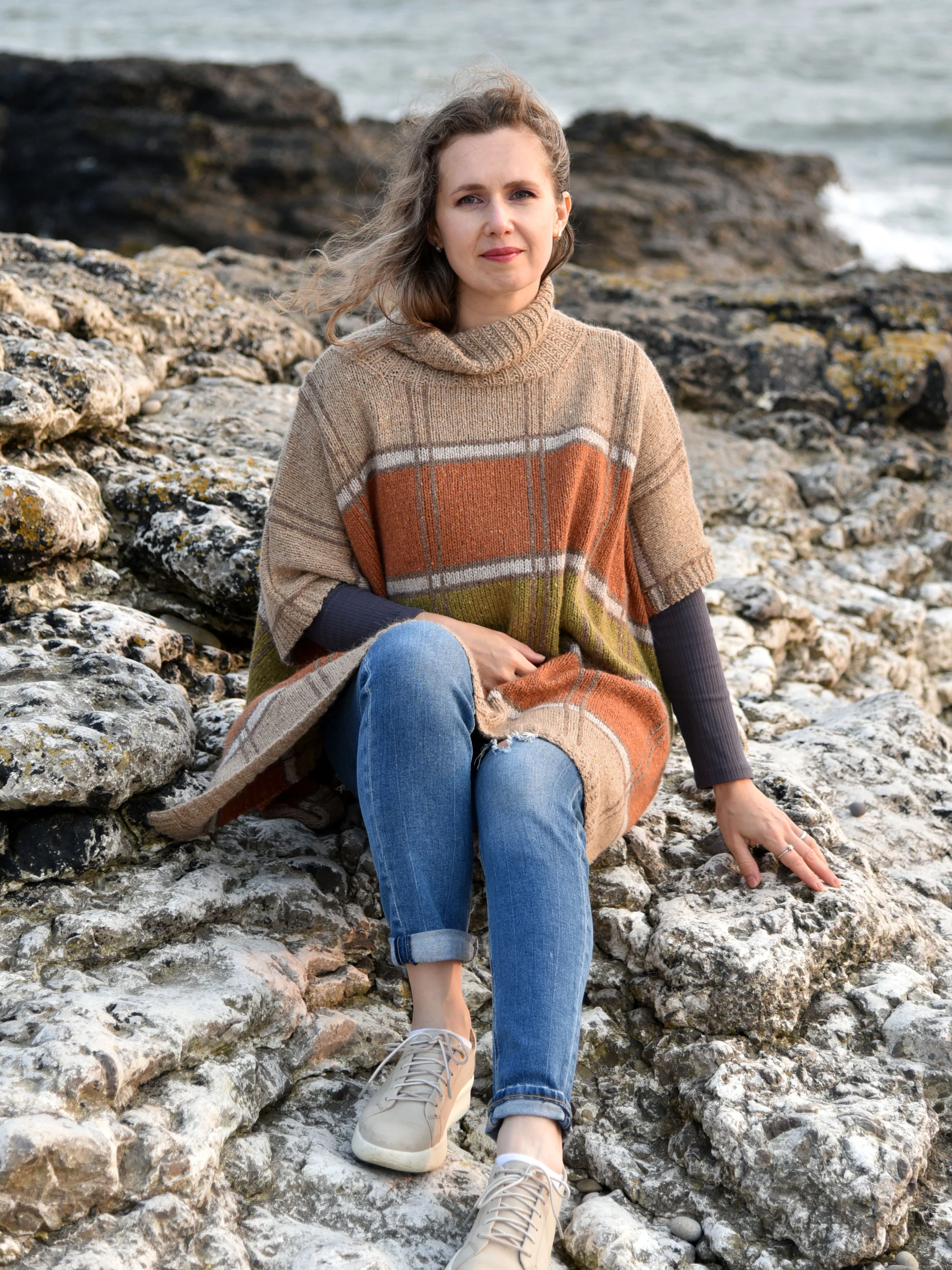 Tamar Poncho - Image 4