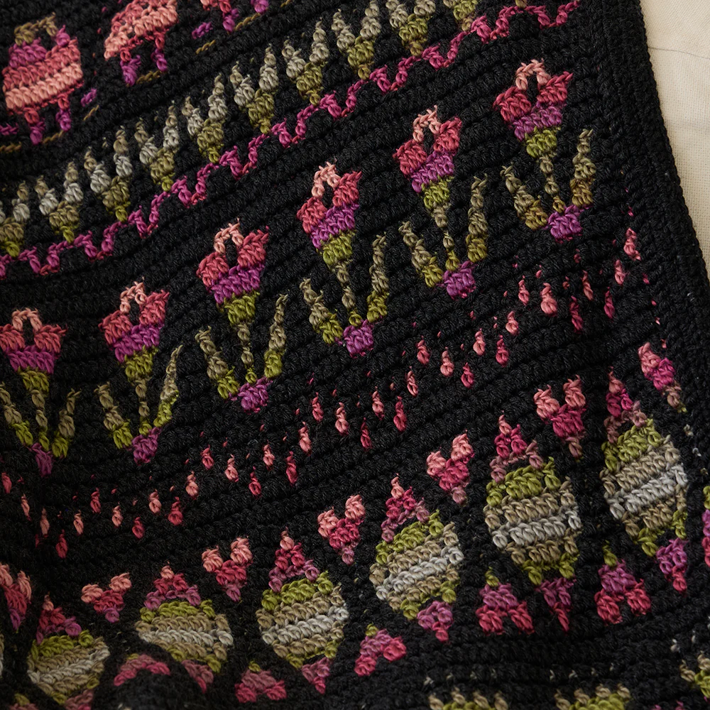 The Enchanted Garden Afghan - Image 5